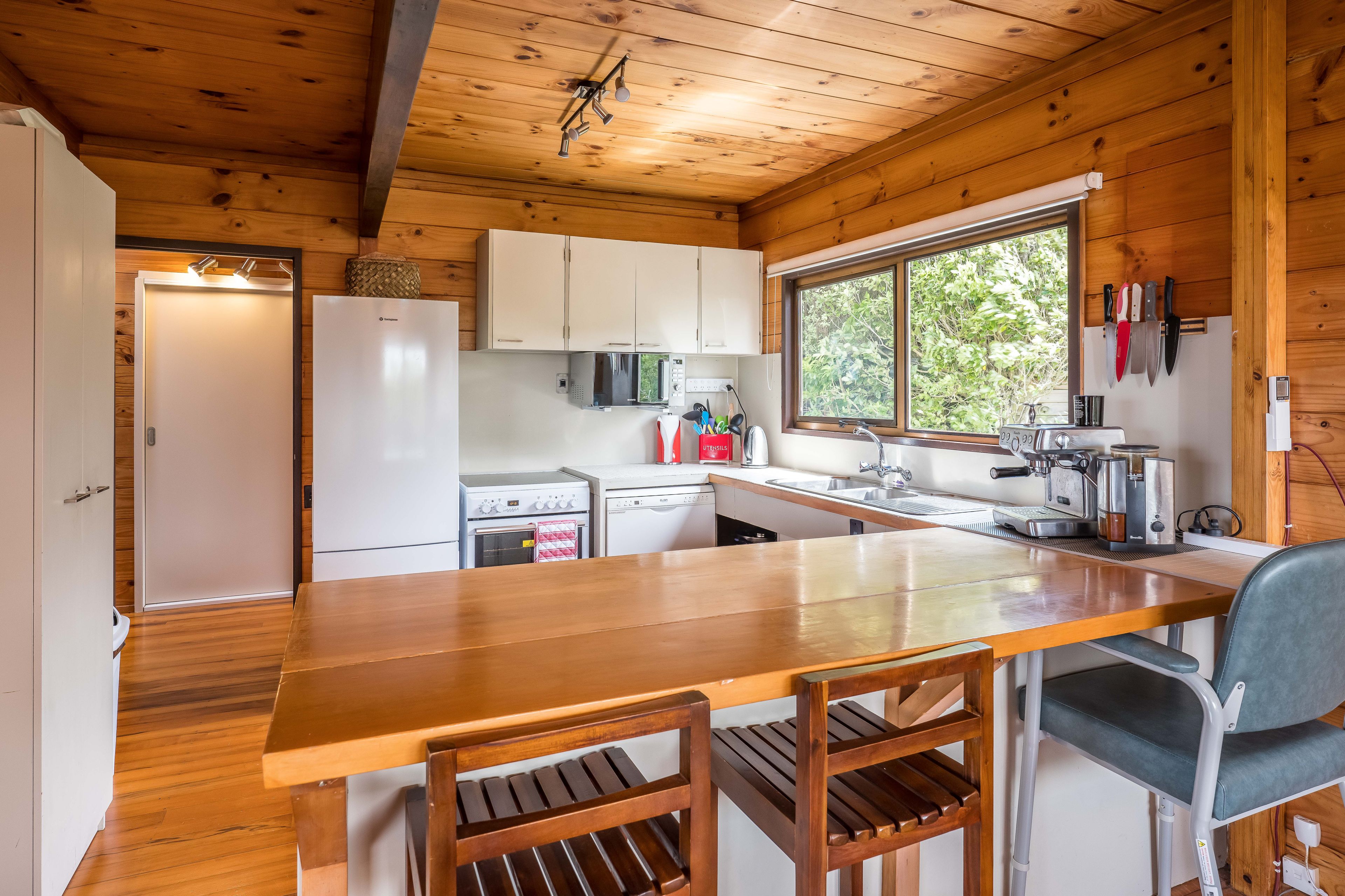 23 Salford Street, Newlands, Wellington City
