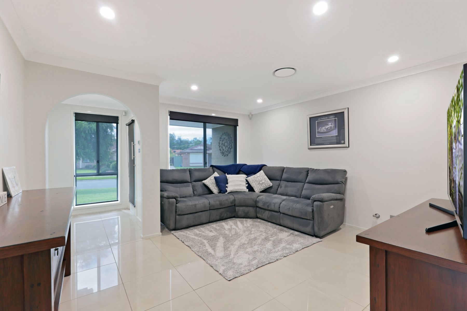 8 Muru Drive, Glenmore Park, NSW 2745
