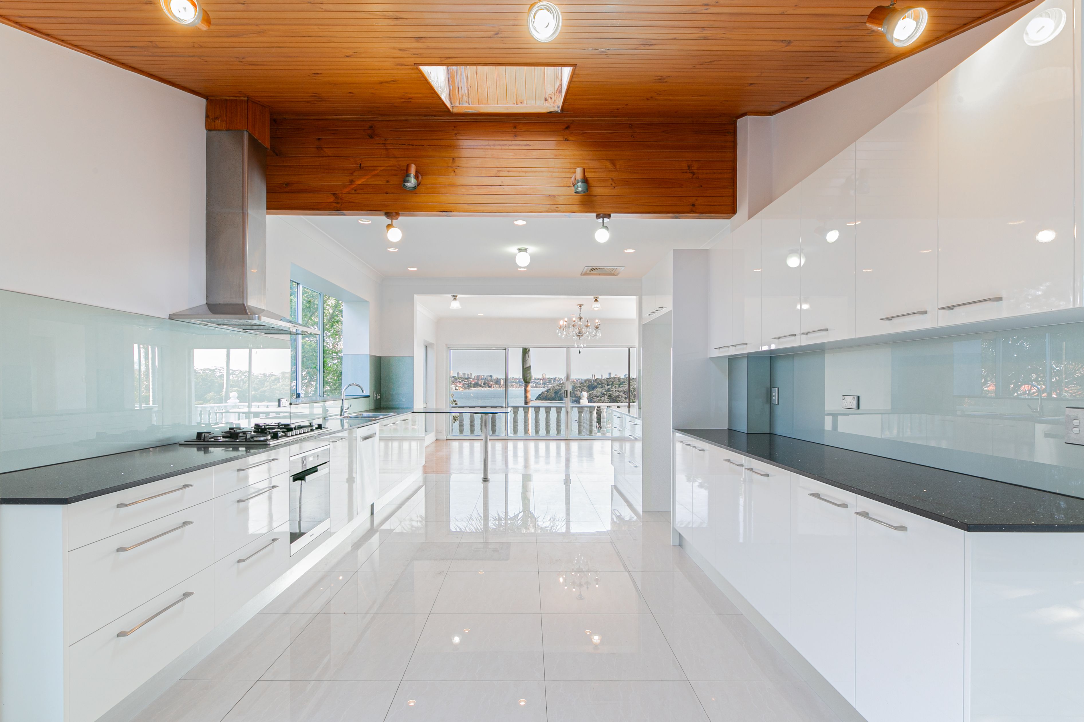 21 Iluka Road — photo 5 of 17