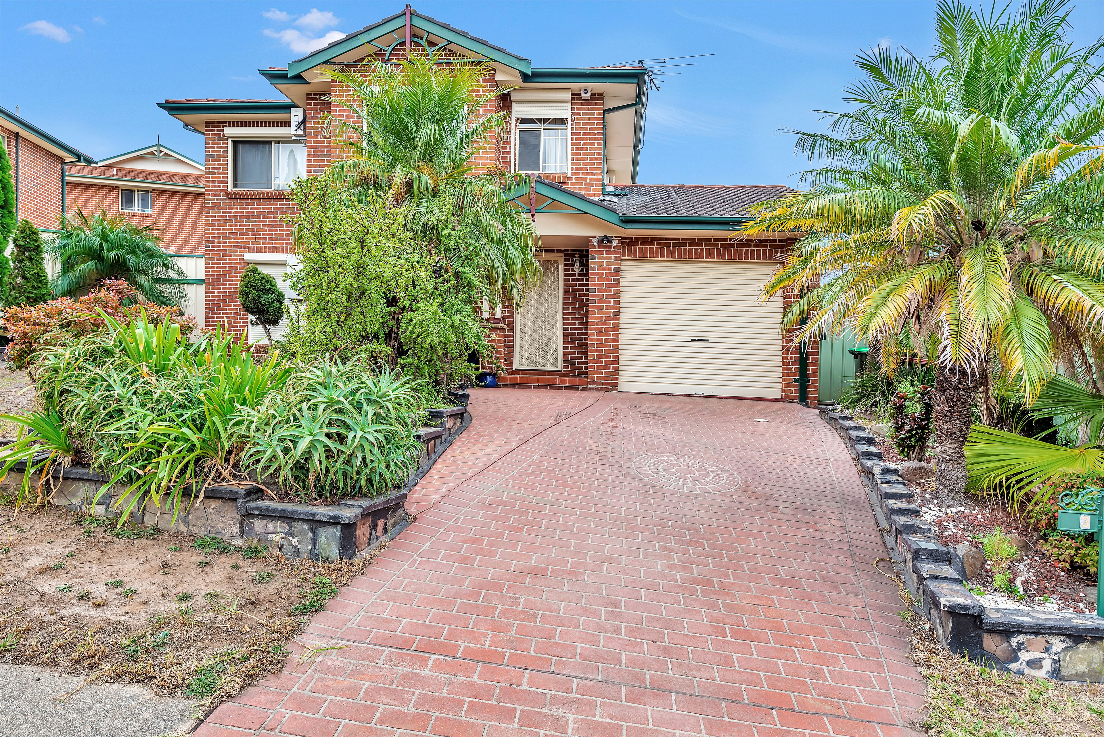 3 Aukane Street