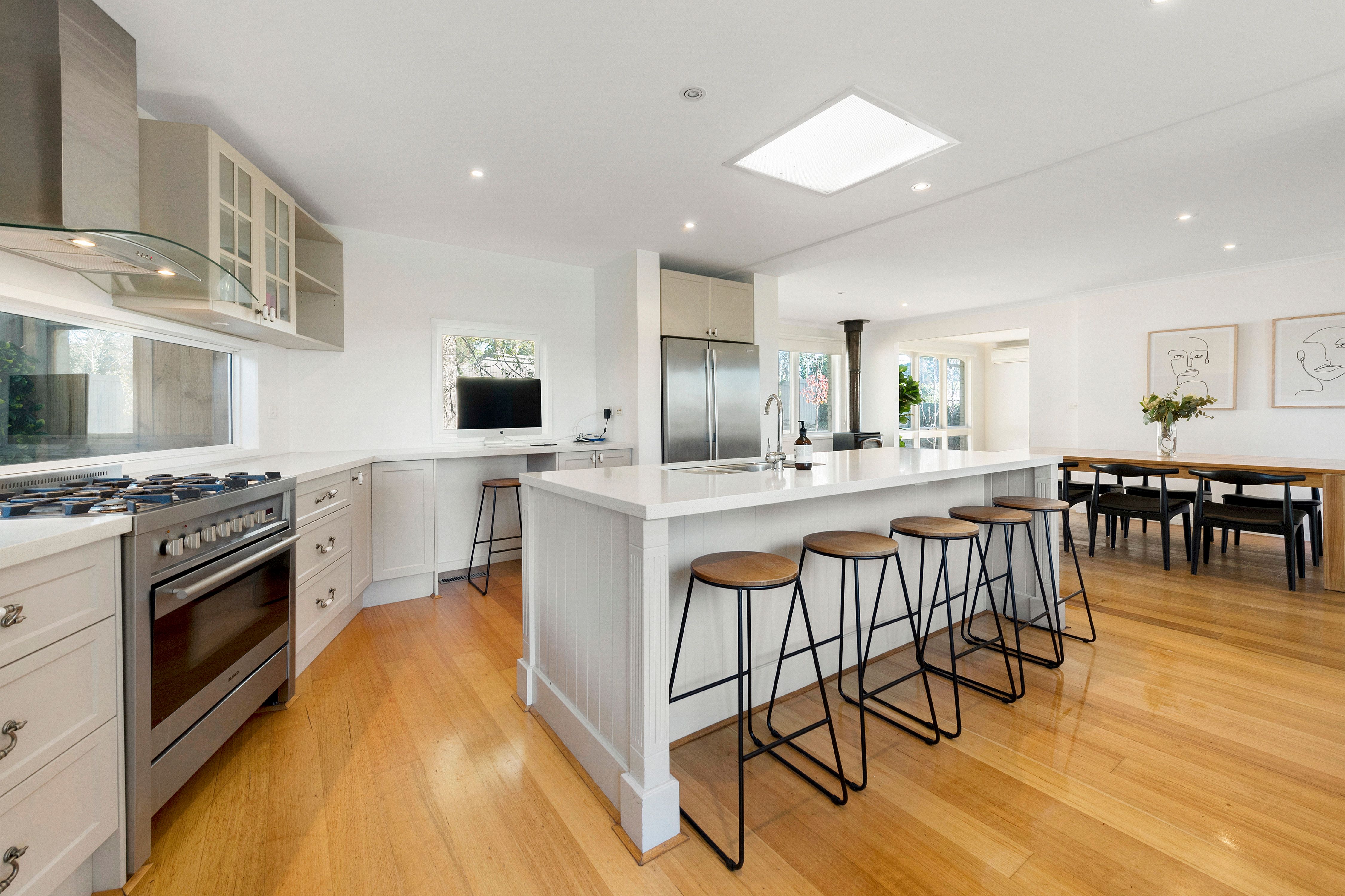 39 Pine Hill Drive, Frankston, VIC 3199