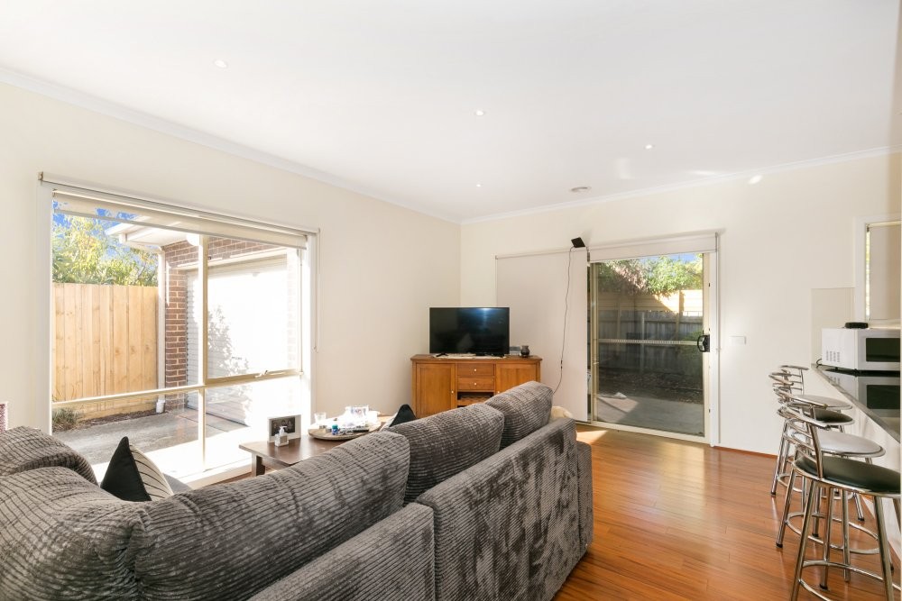 2/25 Frudal Crescent, Knoxfield, VIC 3180