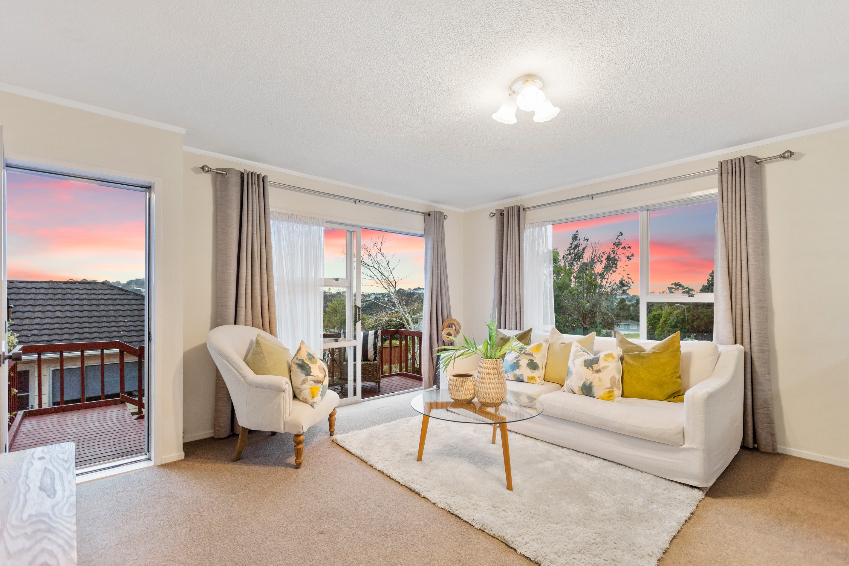 24A Bayview Road, Glenfield, North Shore City