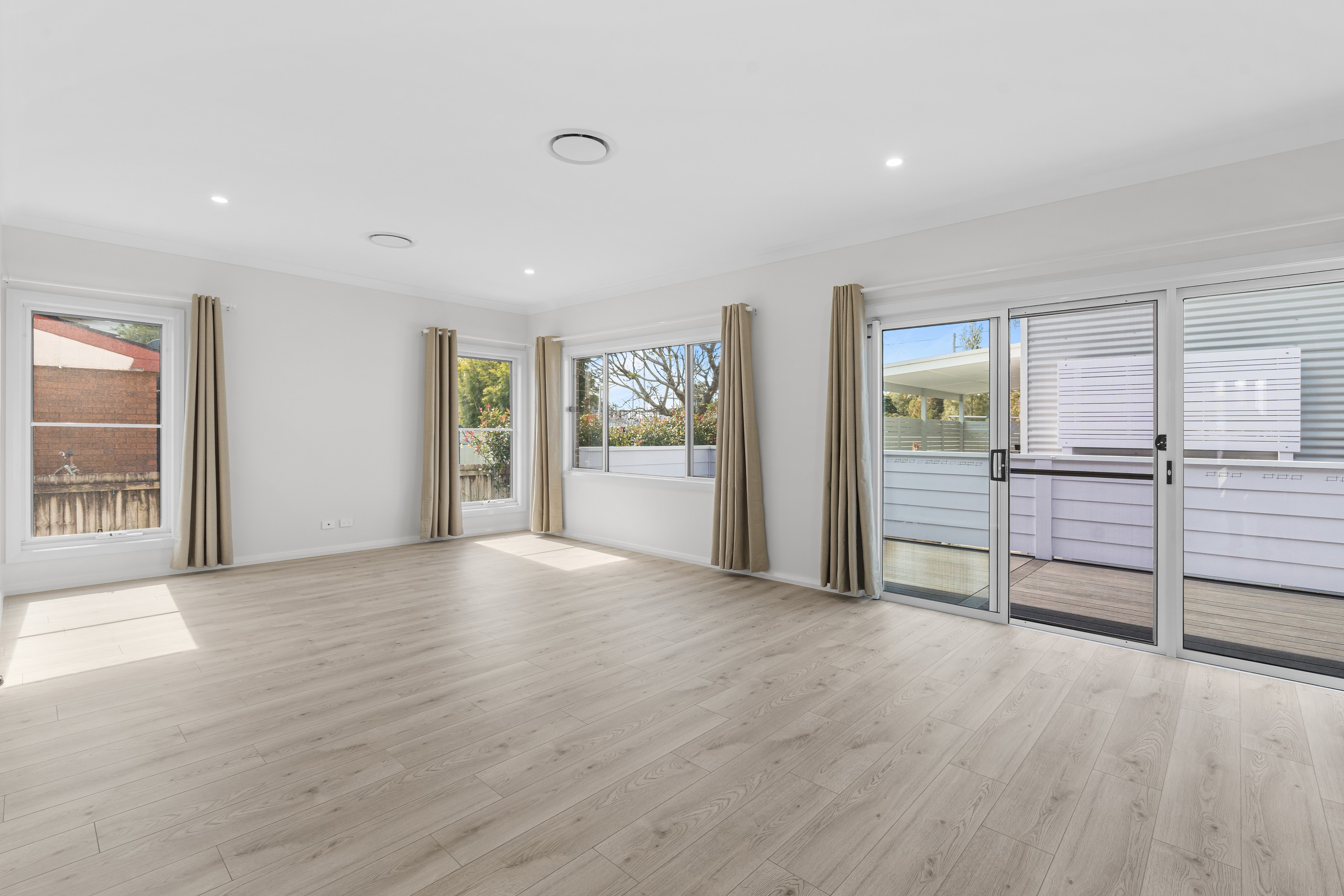 14 Kathleen White Crescent, Killarney Vale, NSW 2261