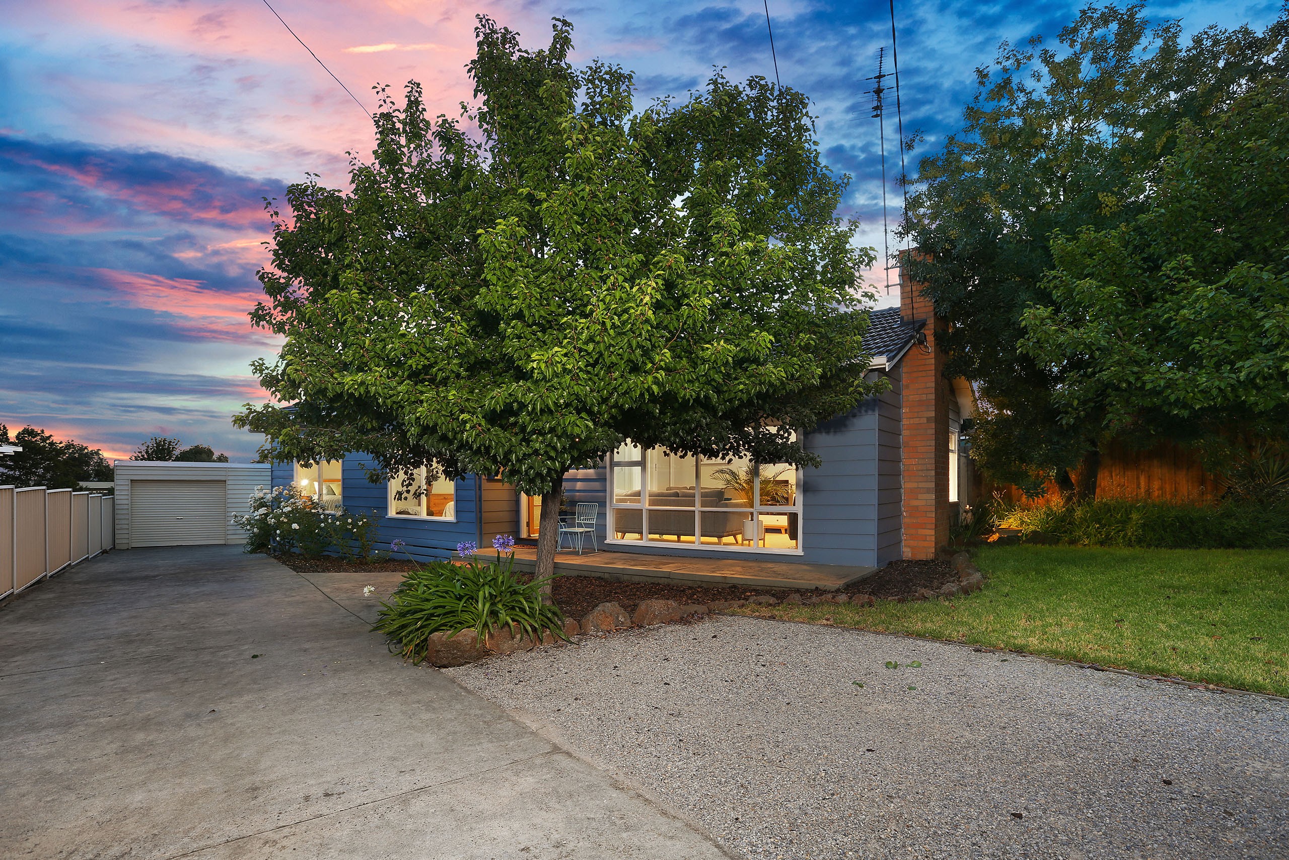 77 Cambra Road, Belmont, VIC 3216