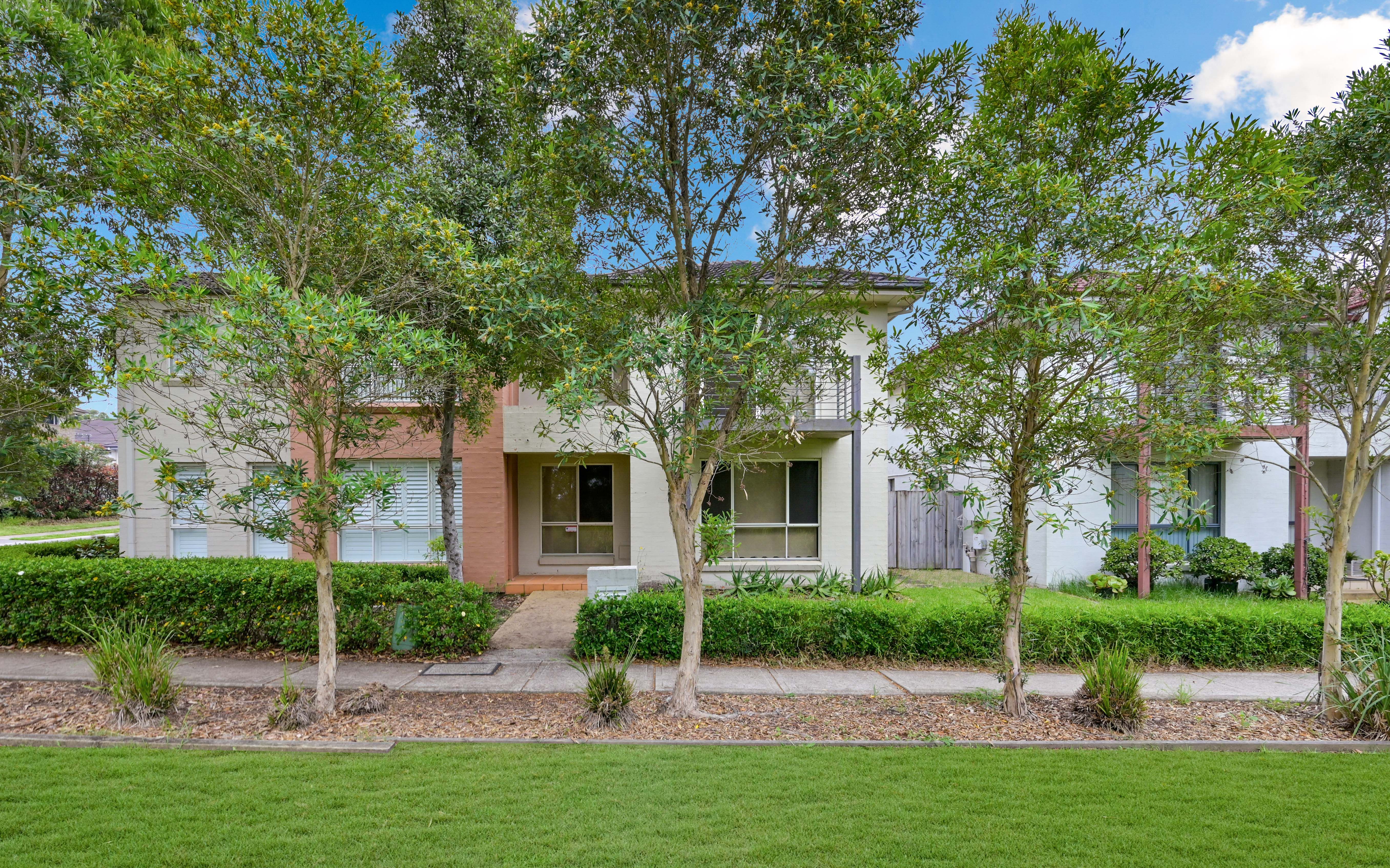 21 Hindostan Road, Glenfield, NSW 2167