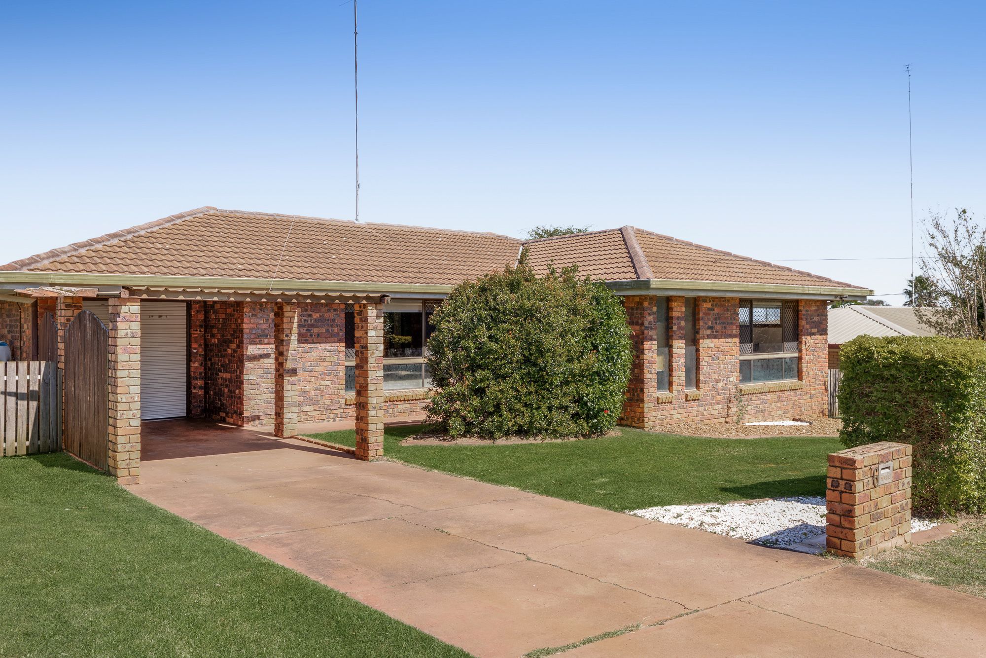 6 Lindberg Street, Wilsonton QLD 4350