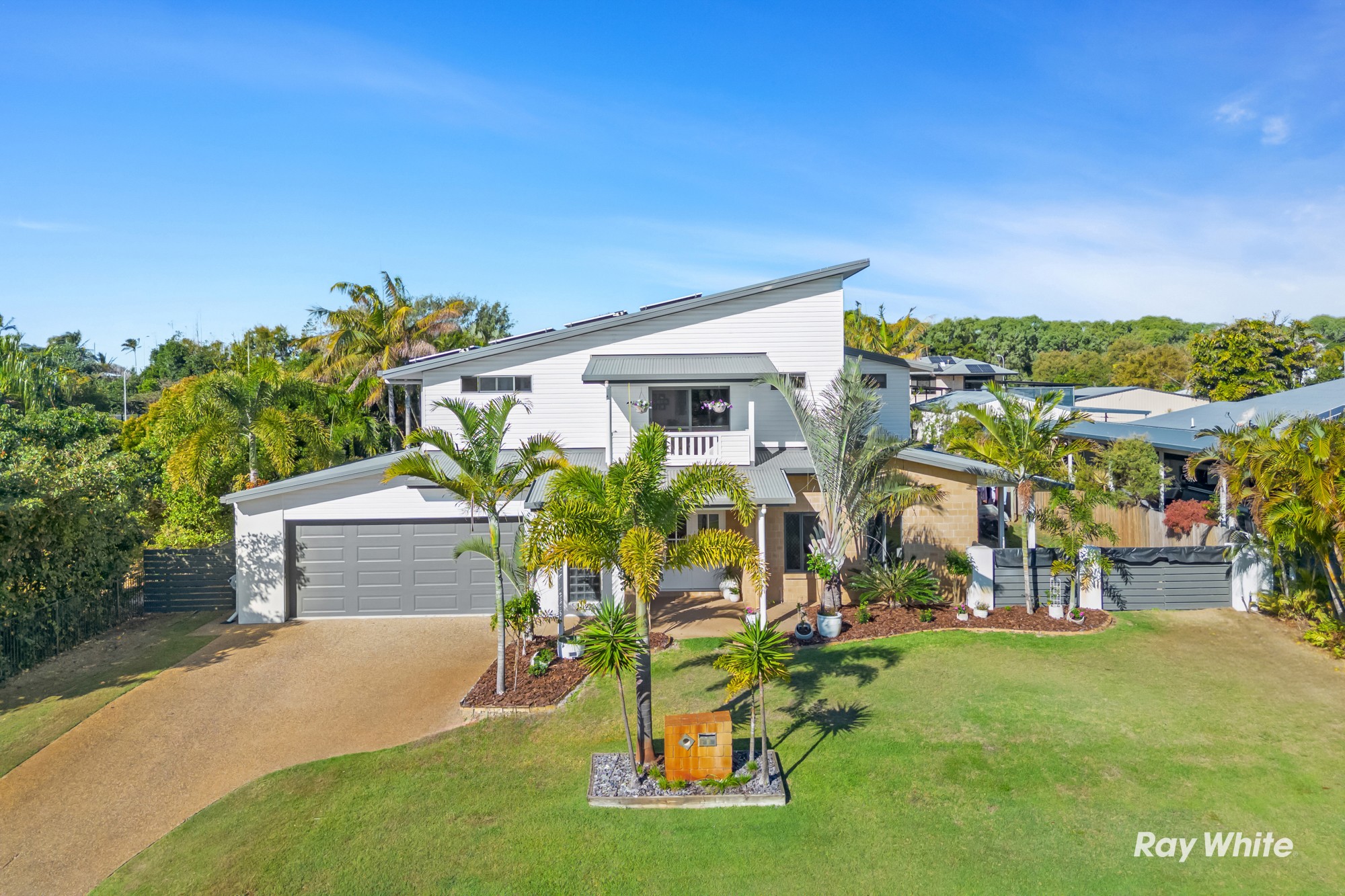 1 Spinnaker Drive, Mulambin, QLD 4703