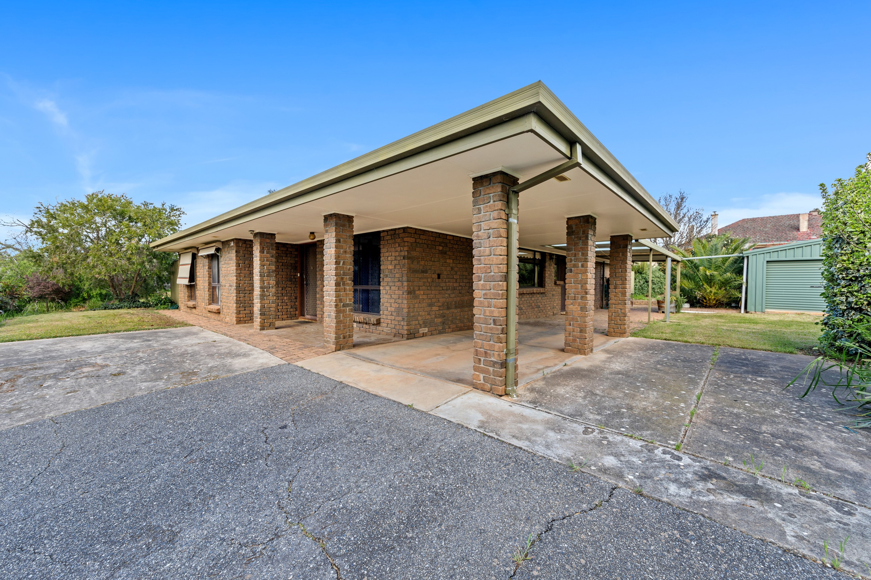 34 Strickland Street, Clare, SA 5453