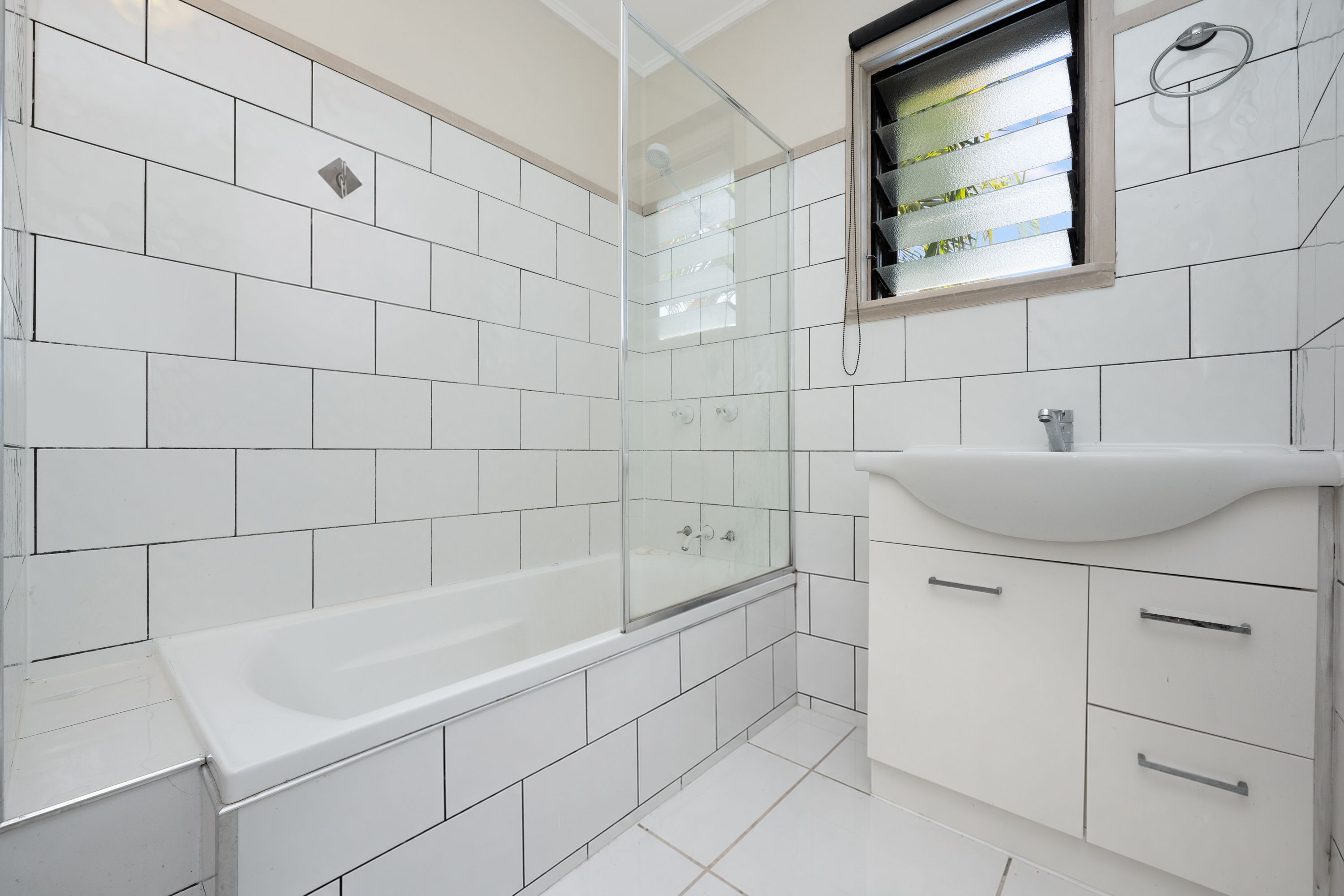 14 Weaver Street — photo 17 of 22