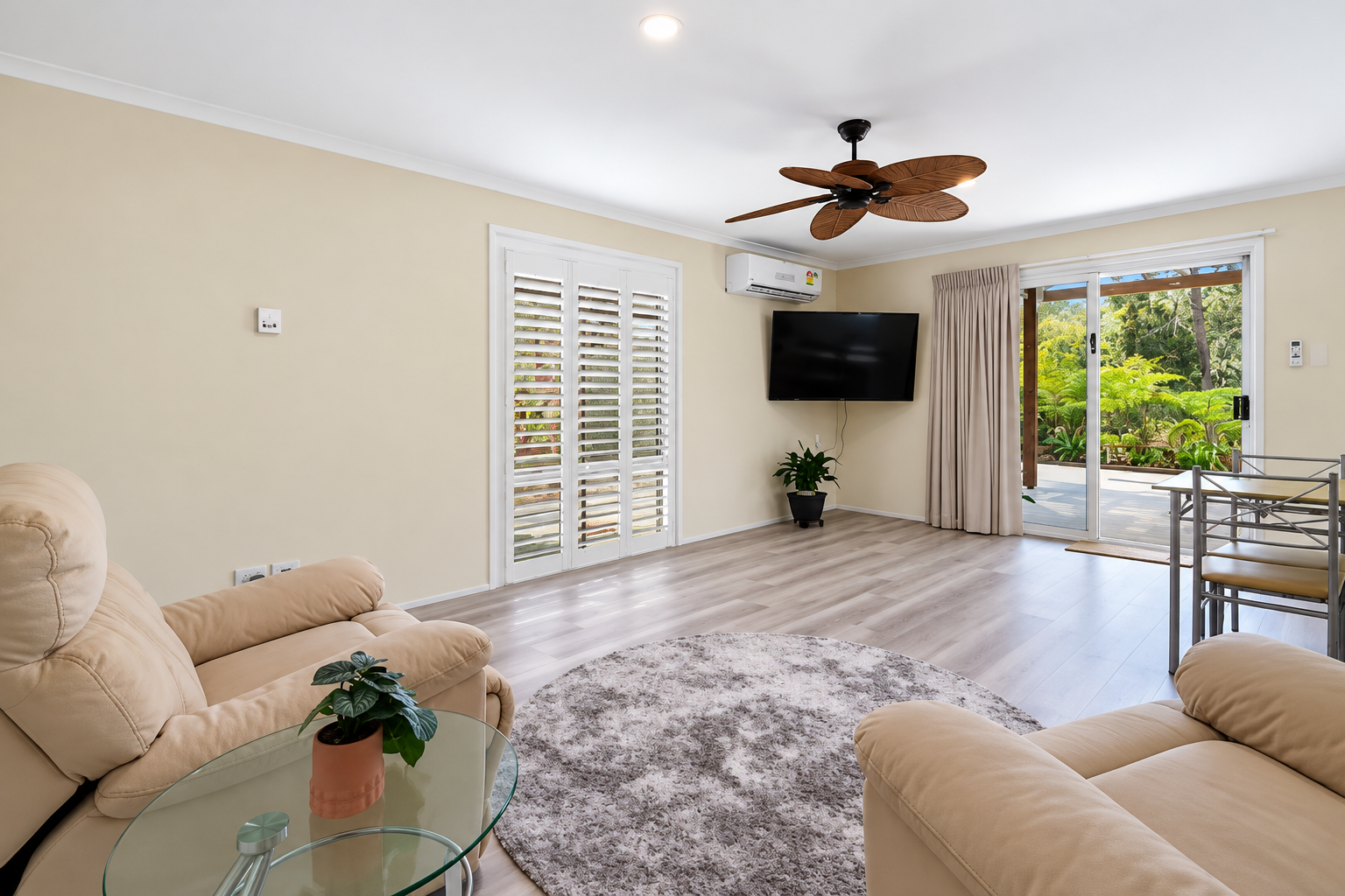 17 River Oak Drive — photo 3 of 18