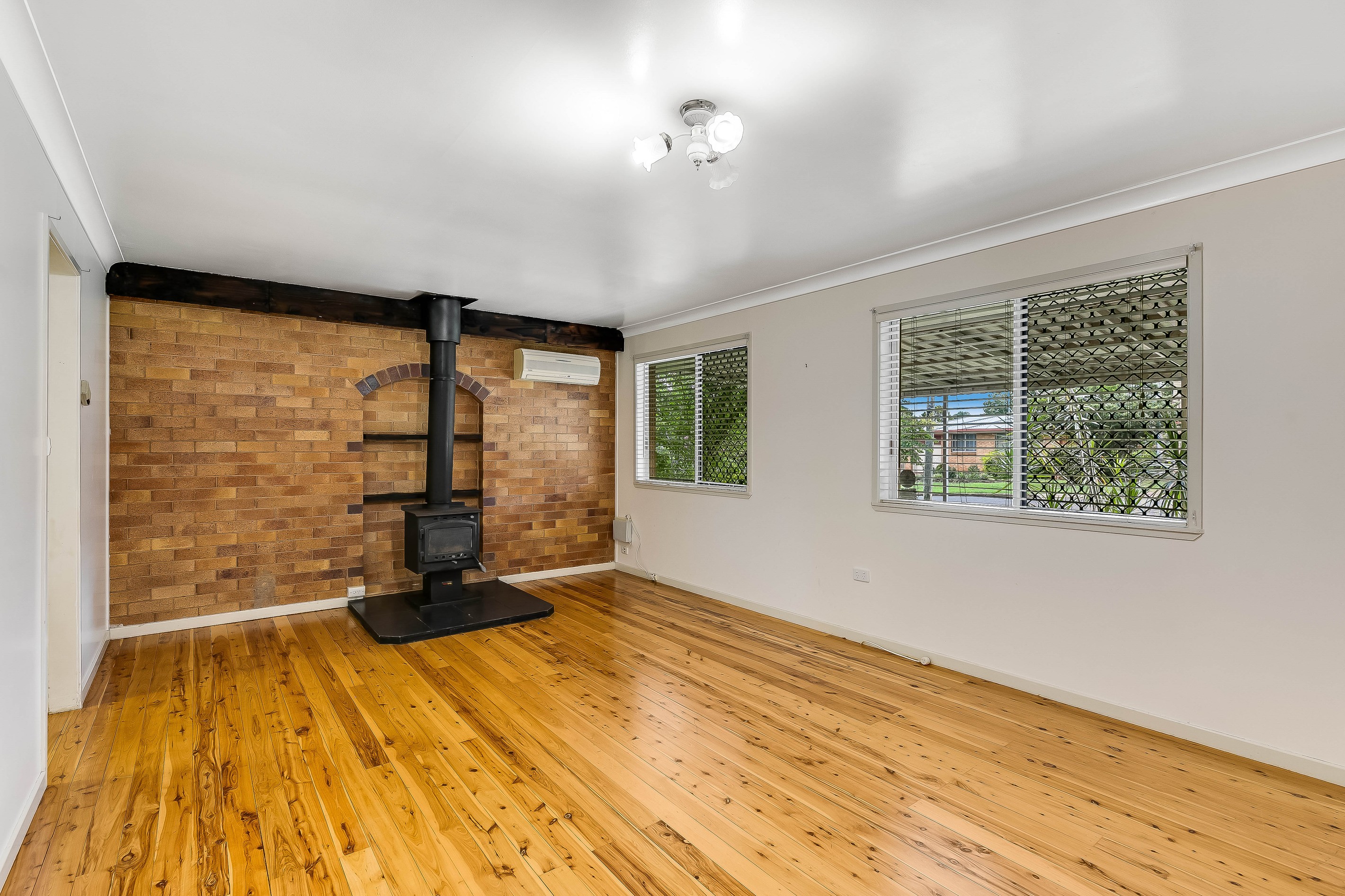 18 Marcia Street, Rangeville, QLD 4350