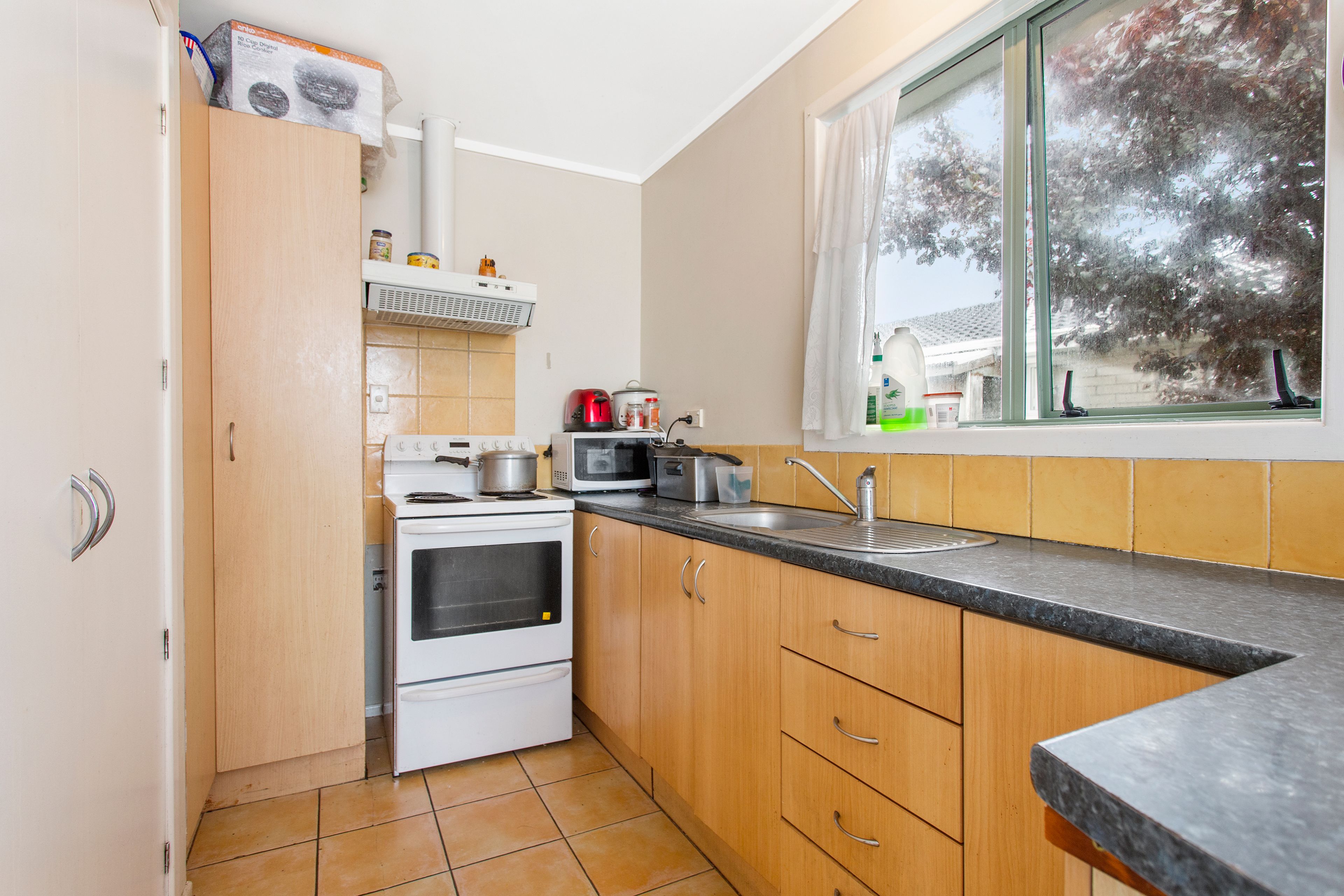 12A Gordon Road, Papatoetoe, Manukau City