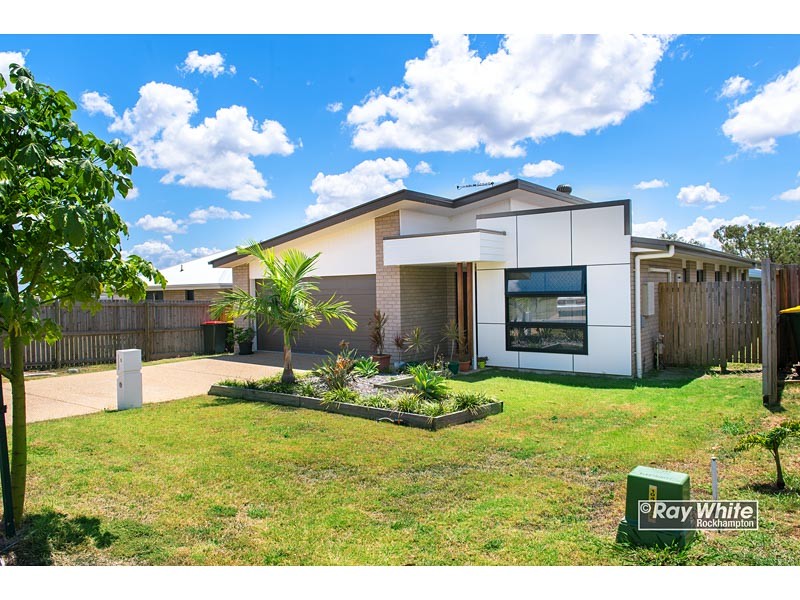 5 Diploma Street, Norman Gardens, QLD 4701