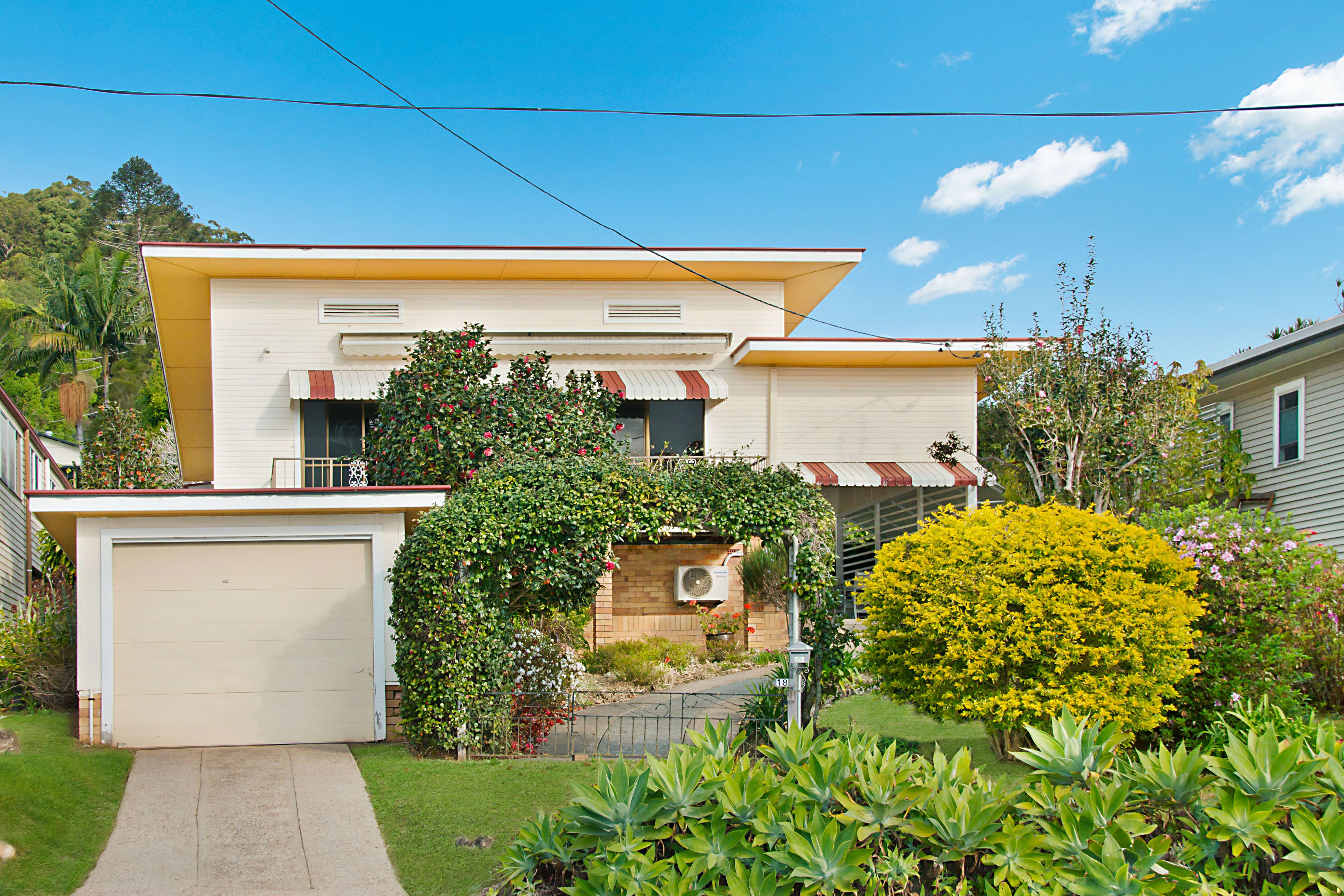 18 Mooball Street