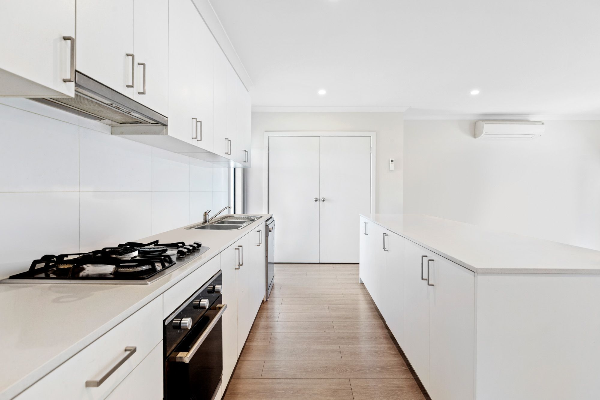 4/3 Malachite Drive, Tarneit, VIC 3029