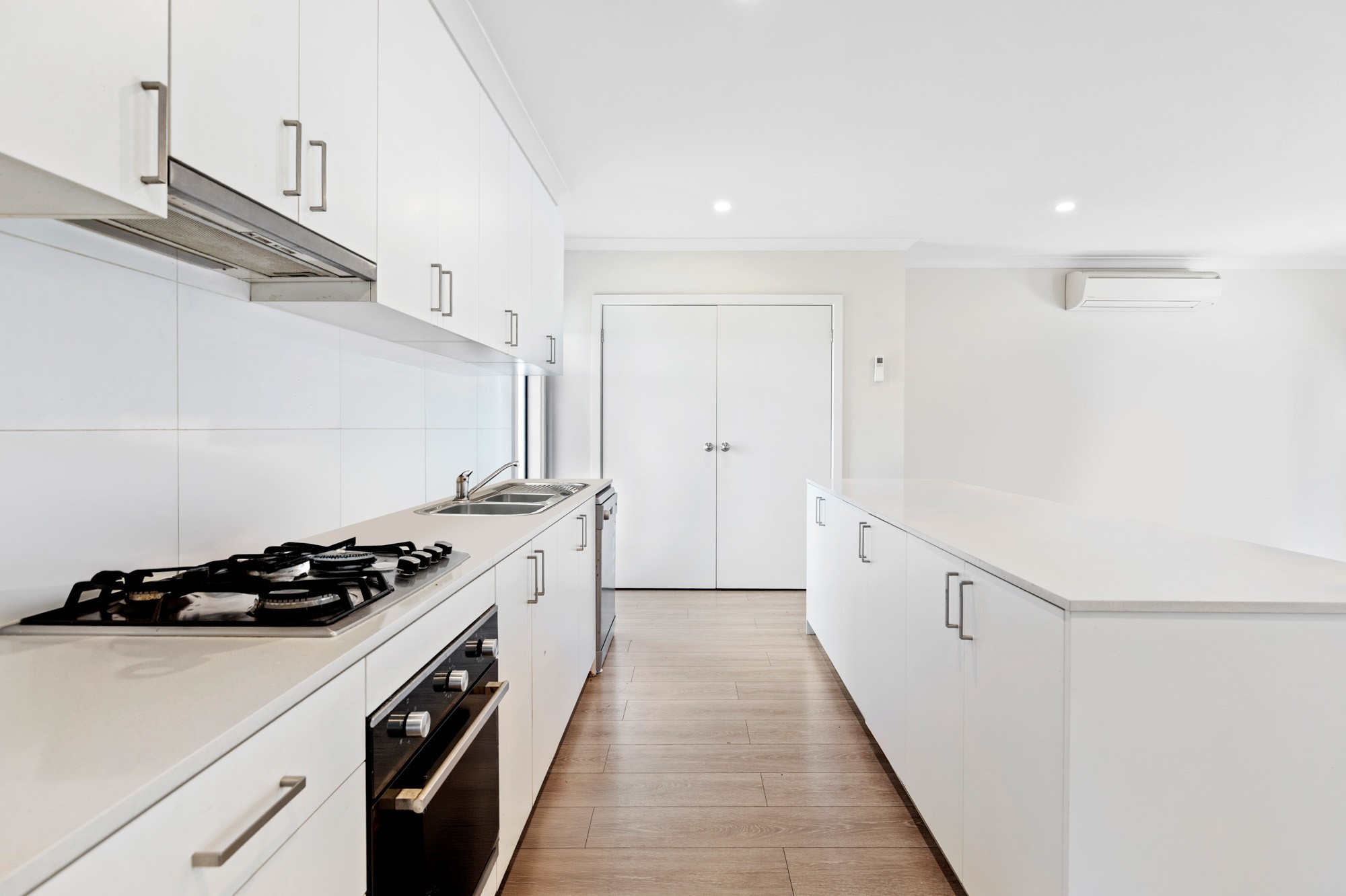 4/3 Malachite Drive, Tarneit, VIC 3029