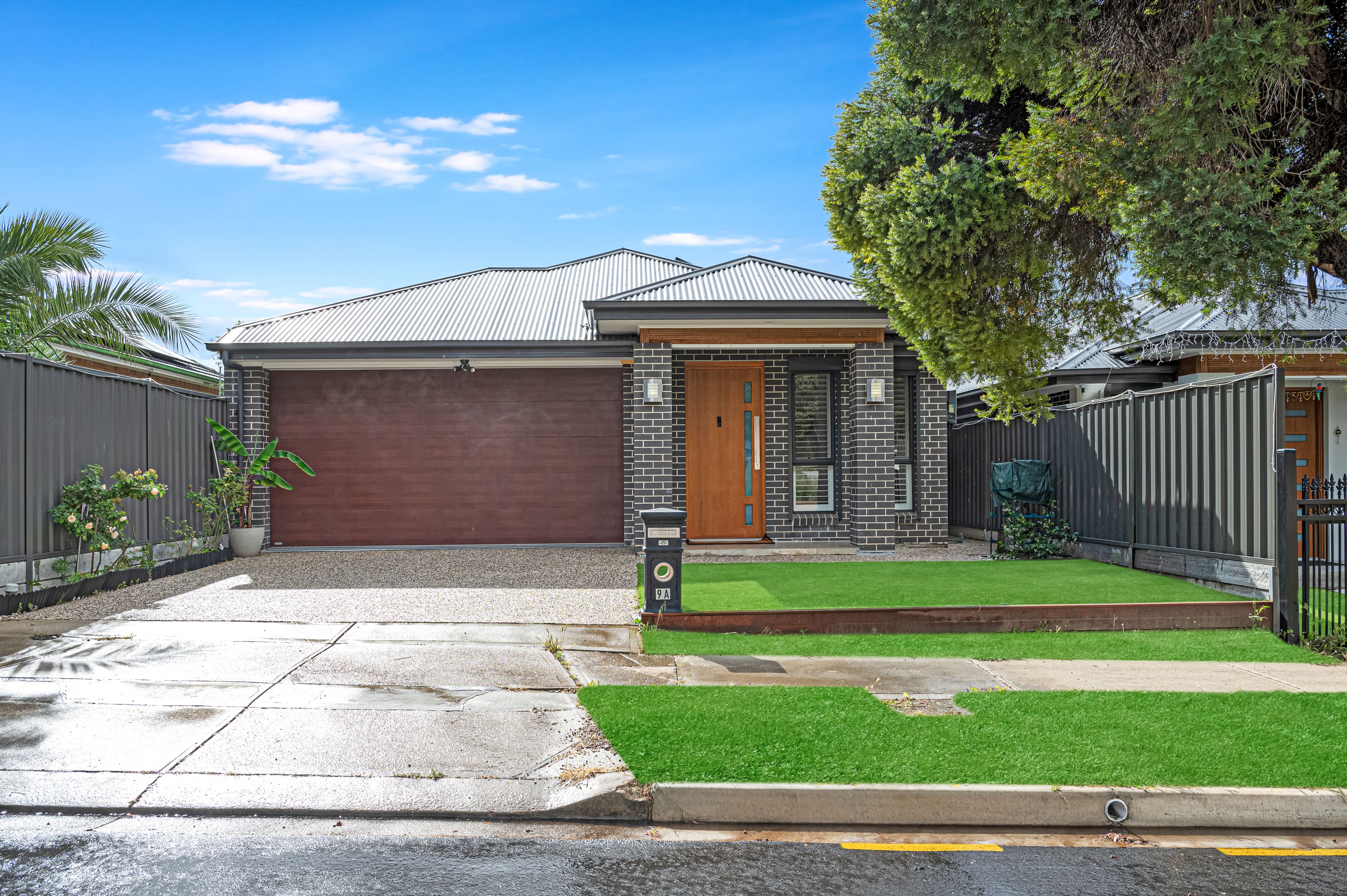 9A James Avenue , Northfield SA 5085