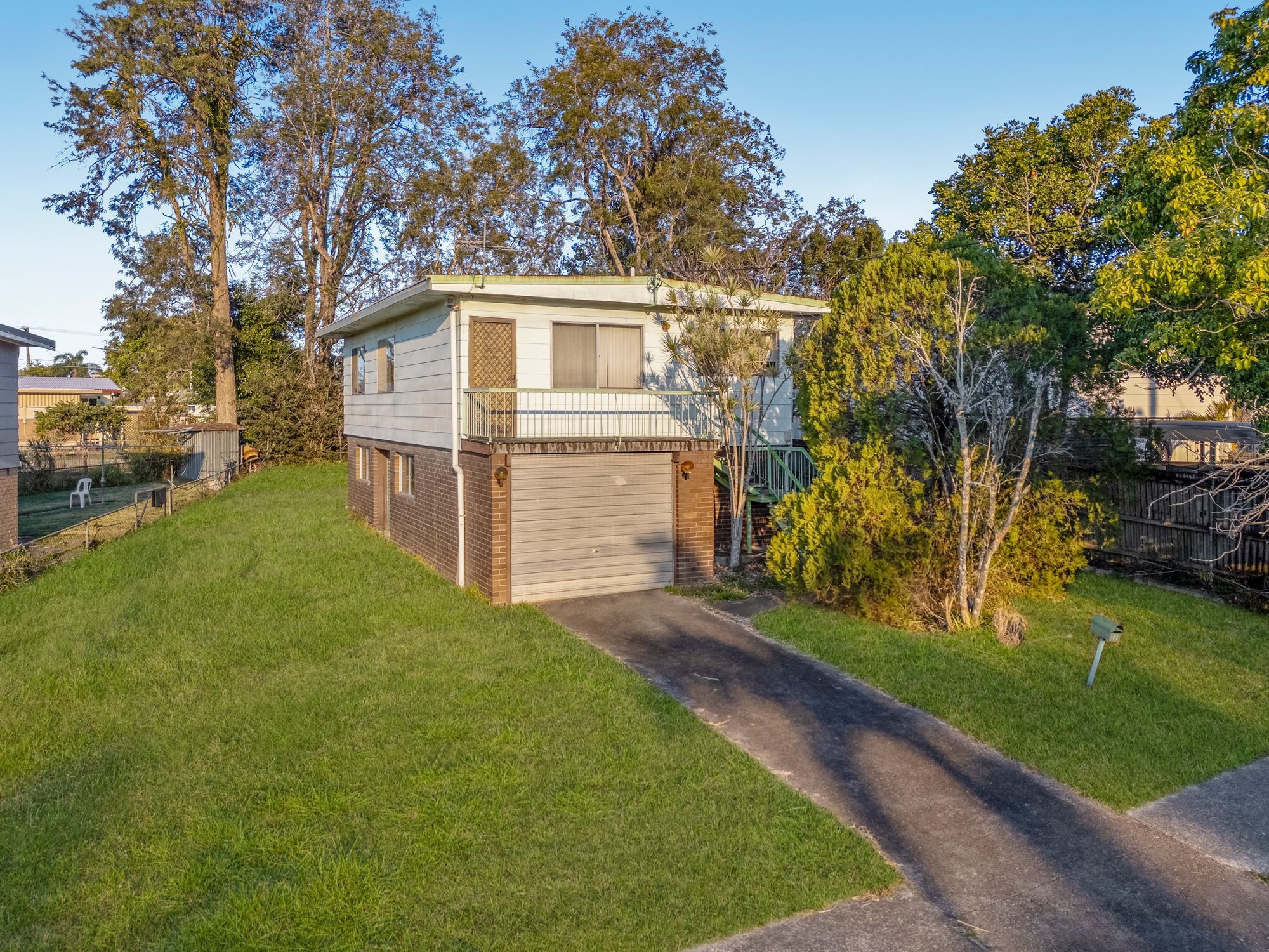 21 Windsor Street — photo 3 of 15