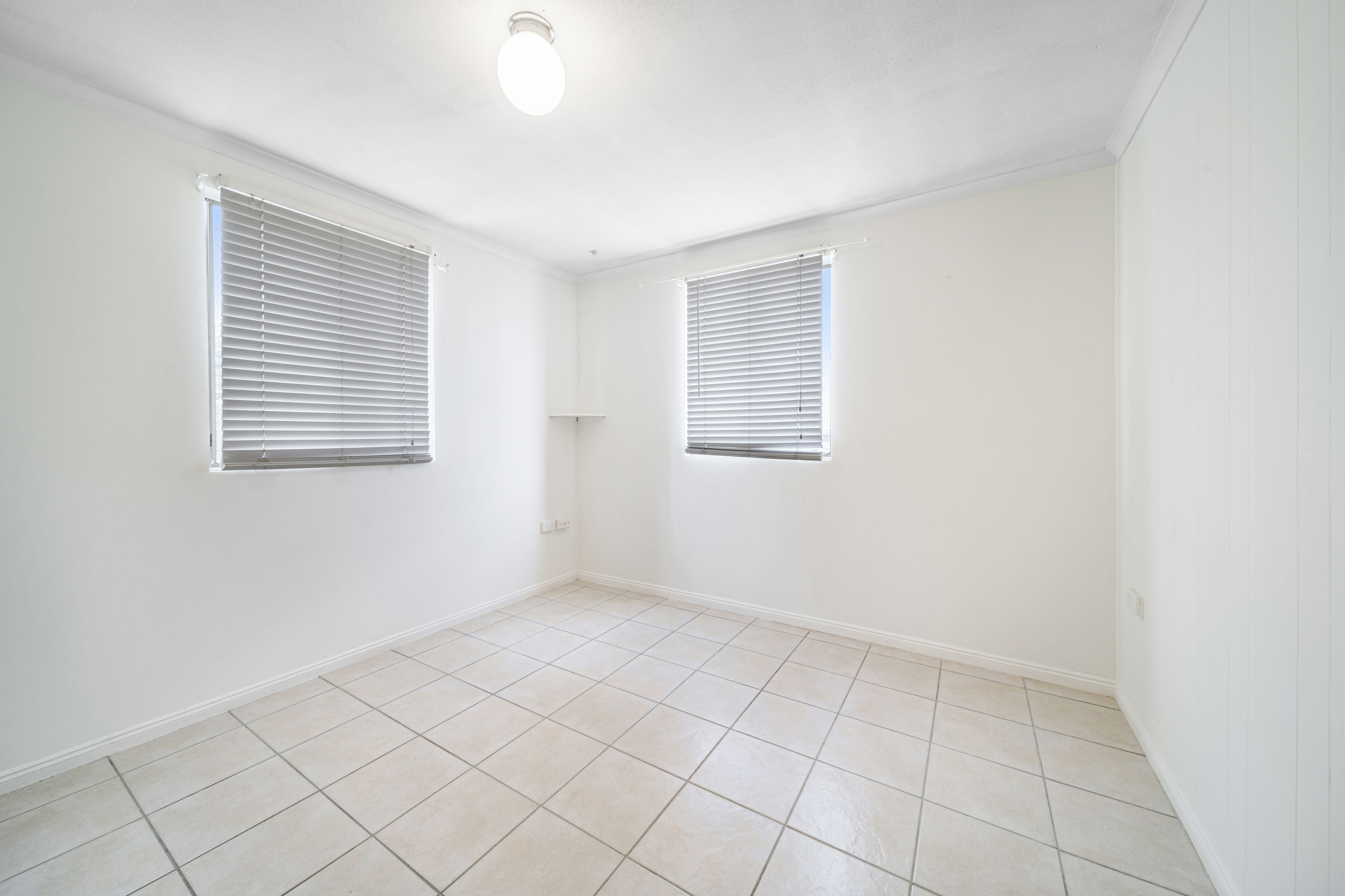 11A Beerburrum Street — photo 5 of 9