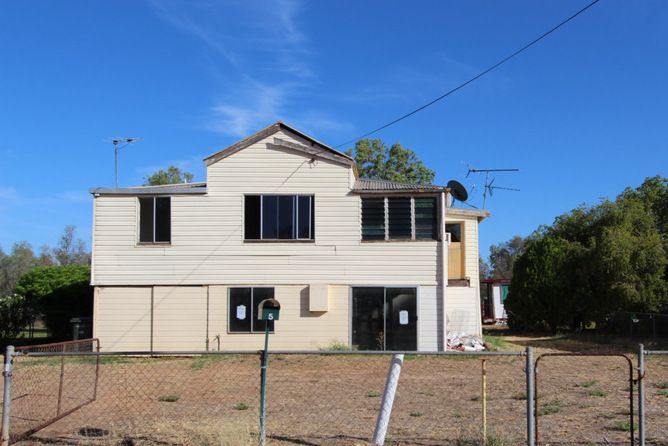 5 Parry Street, Charleville QLD 4470