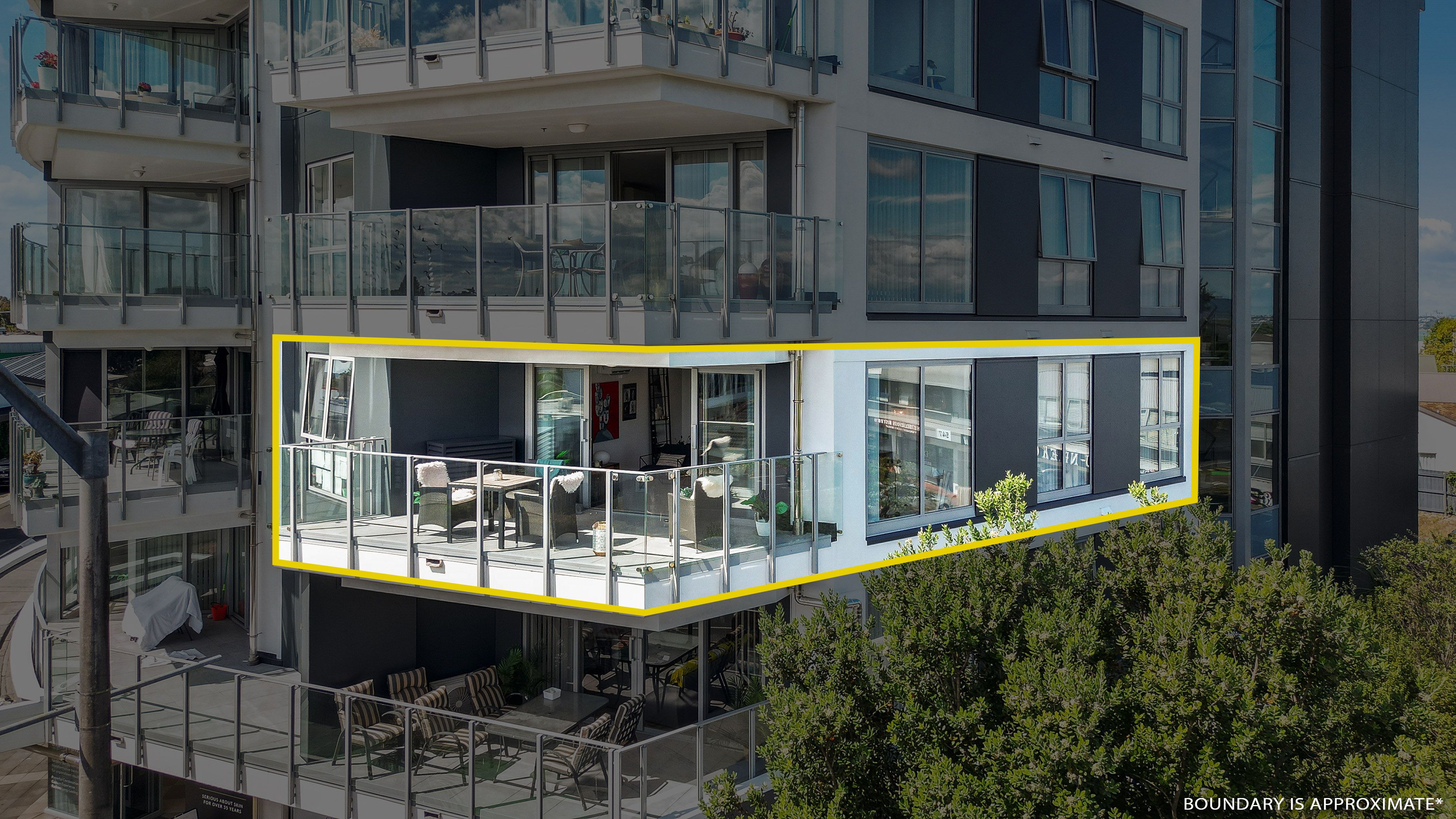 2A/84 Gunner Drive, Te Atatu Peninsula, Waitakere City