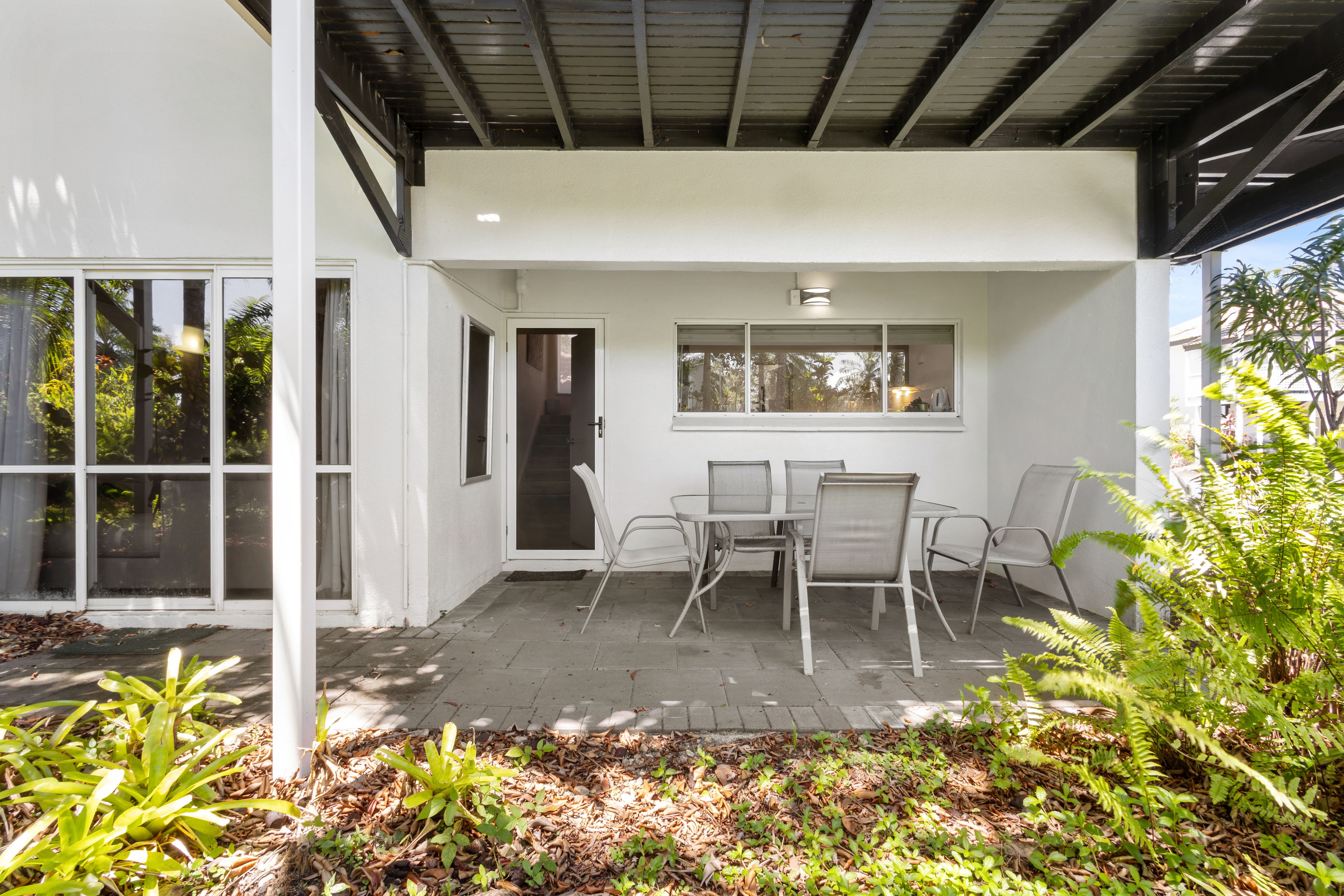 1/121-137 Port Douglas Road — photo 10 of 28
