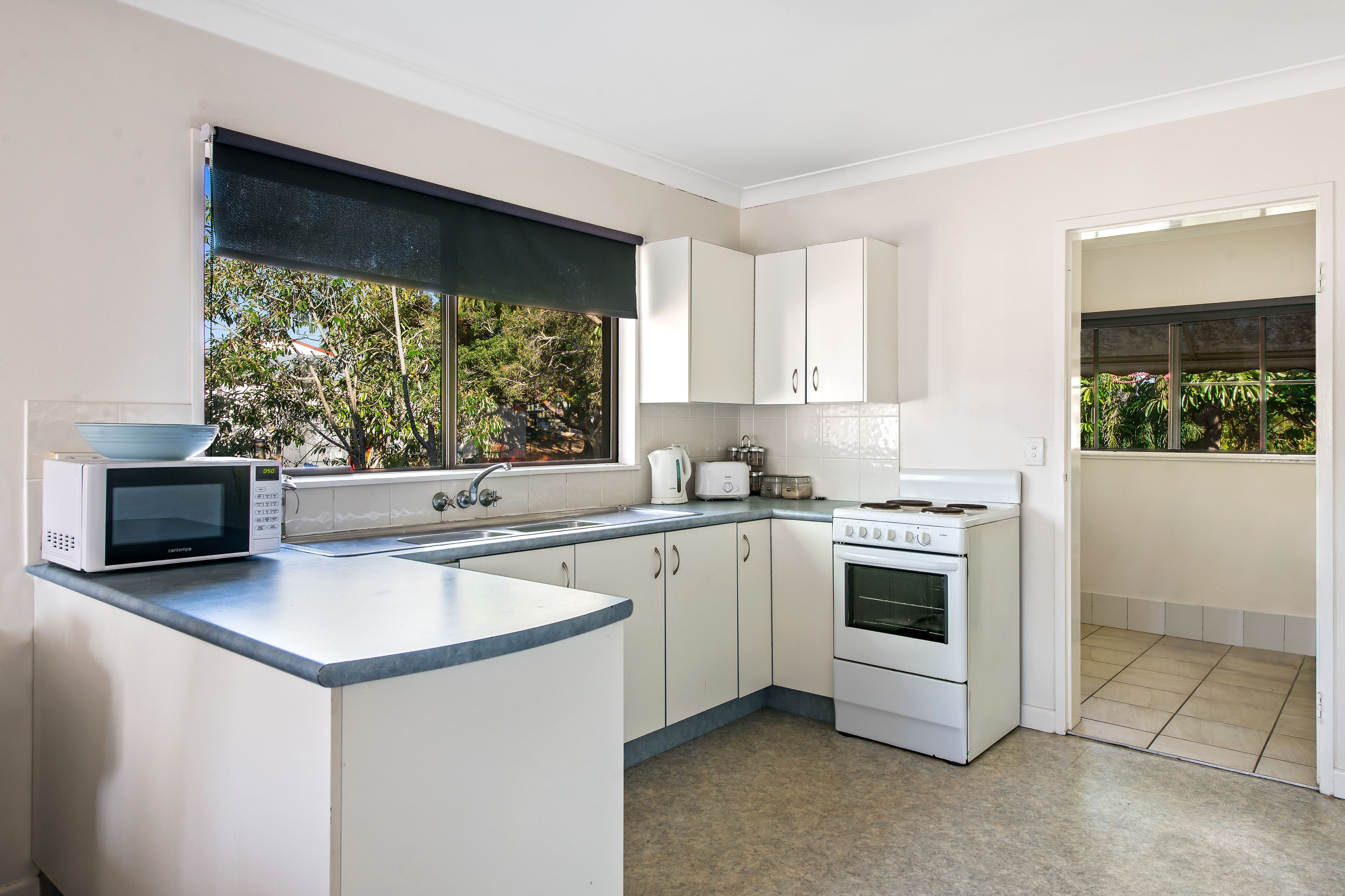 5 Tombarra Street, Mooloolaba, QLD 4557