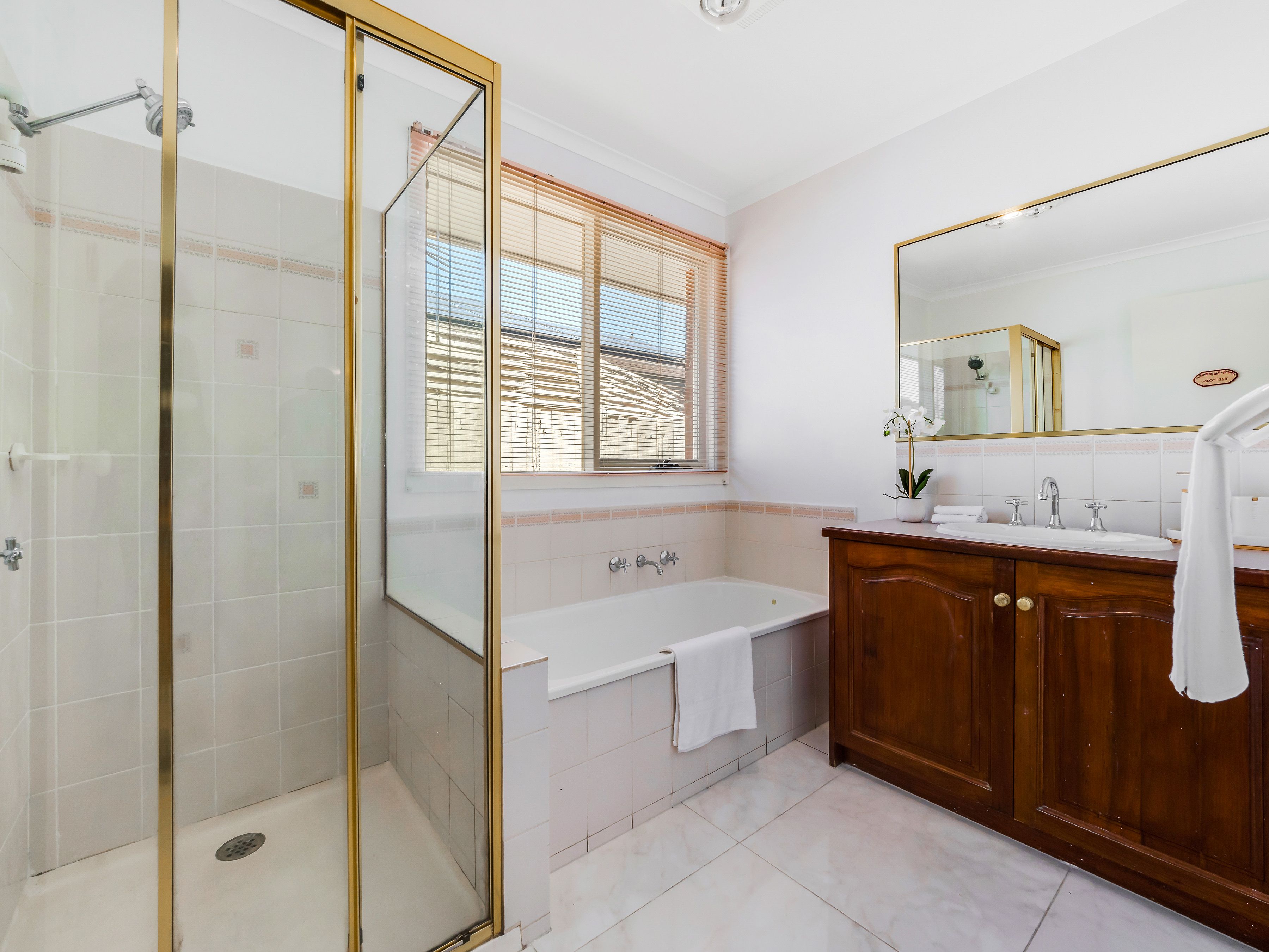 8 Fosters Court — photo 6 of 13