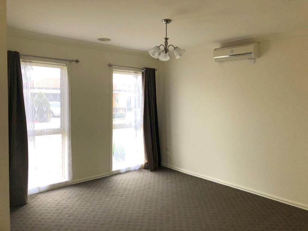 1/24 Swinburne Court, Truganina, VIC 3029