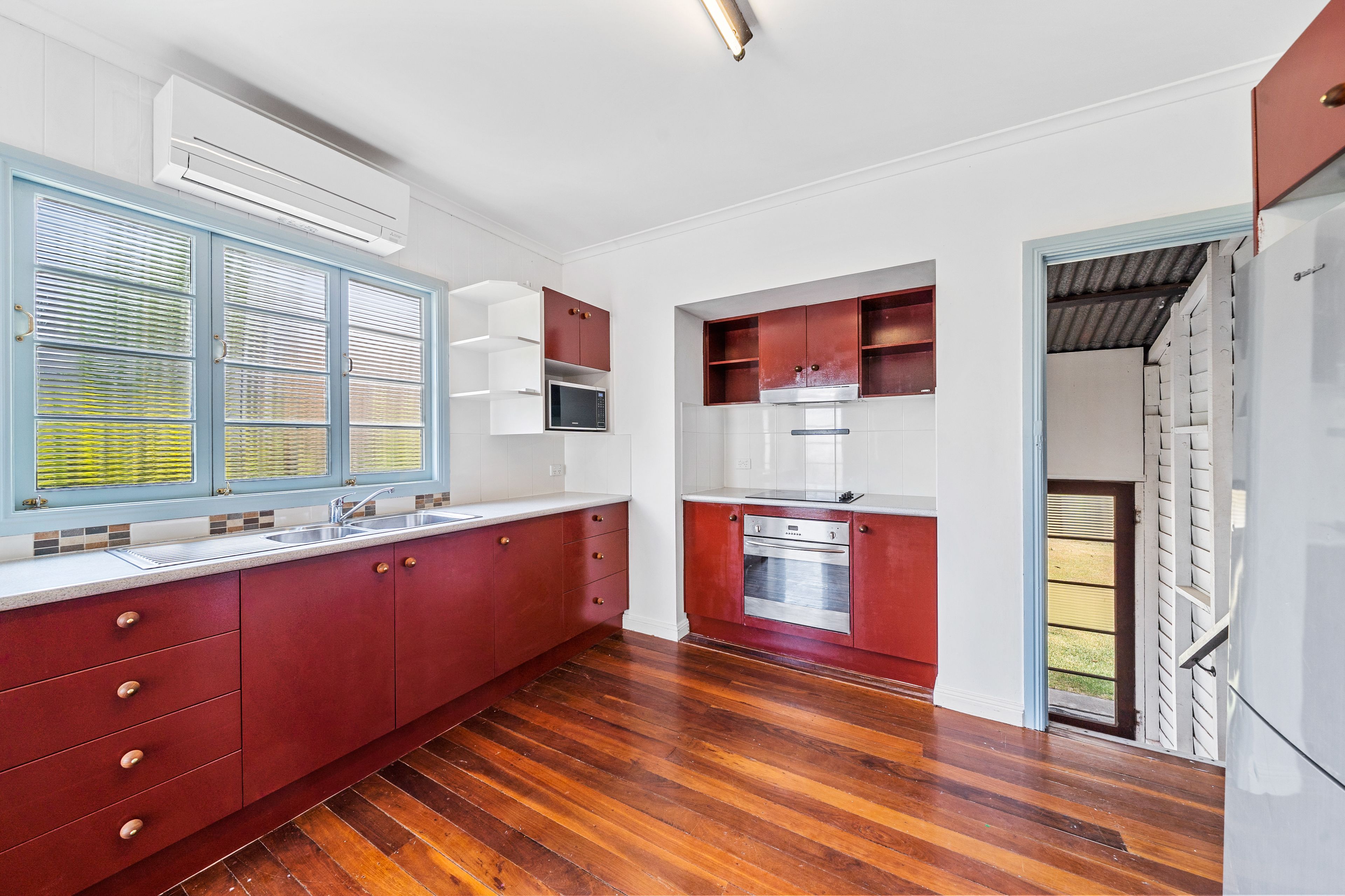 10 Lehville Street, Beenleigh, QLD 4207