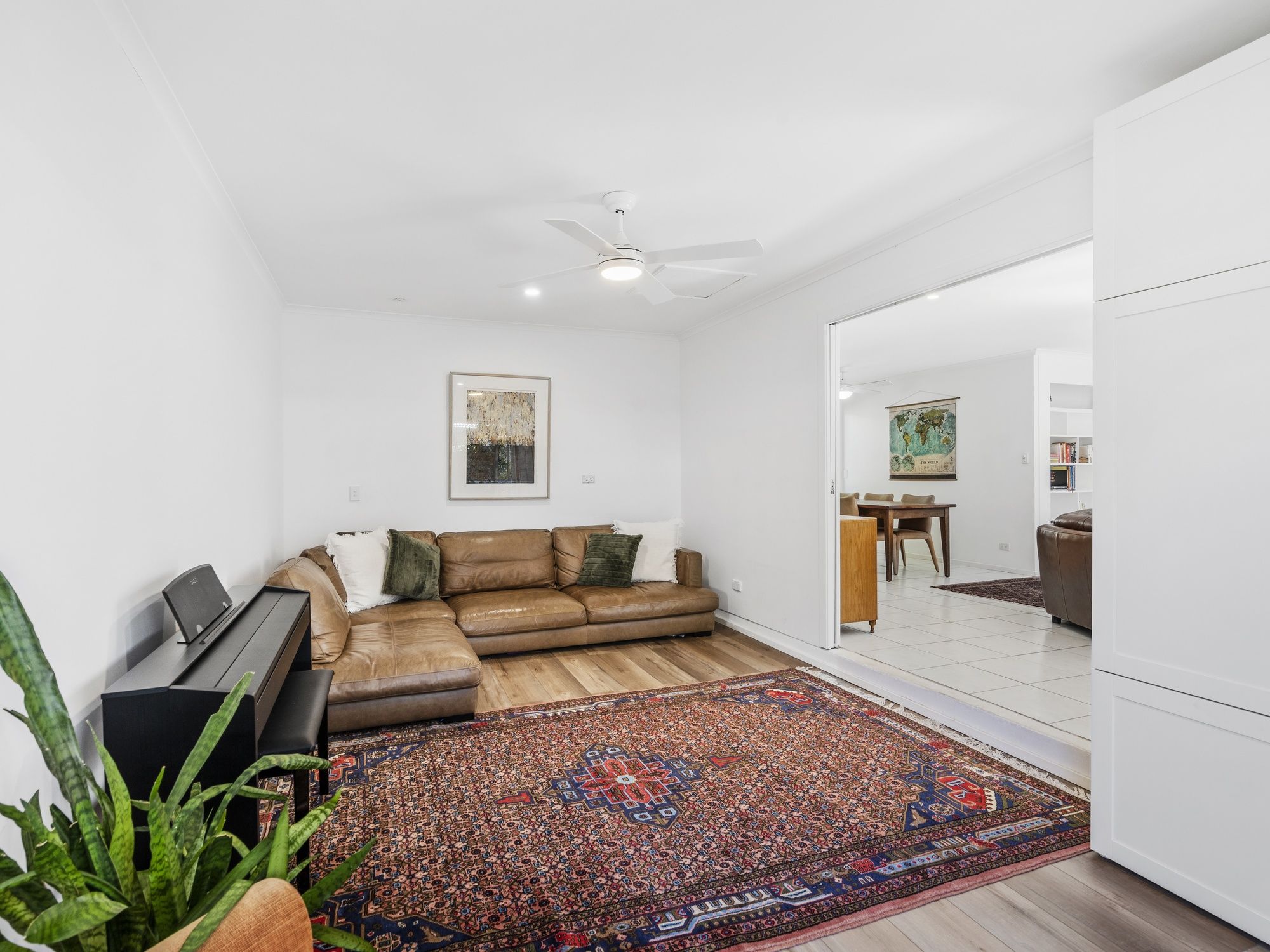 2/12 Davebill Court, Labrador, QLD 4215
