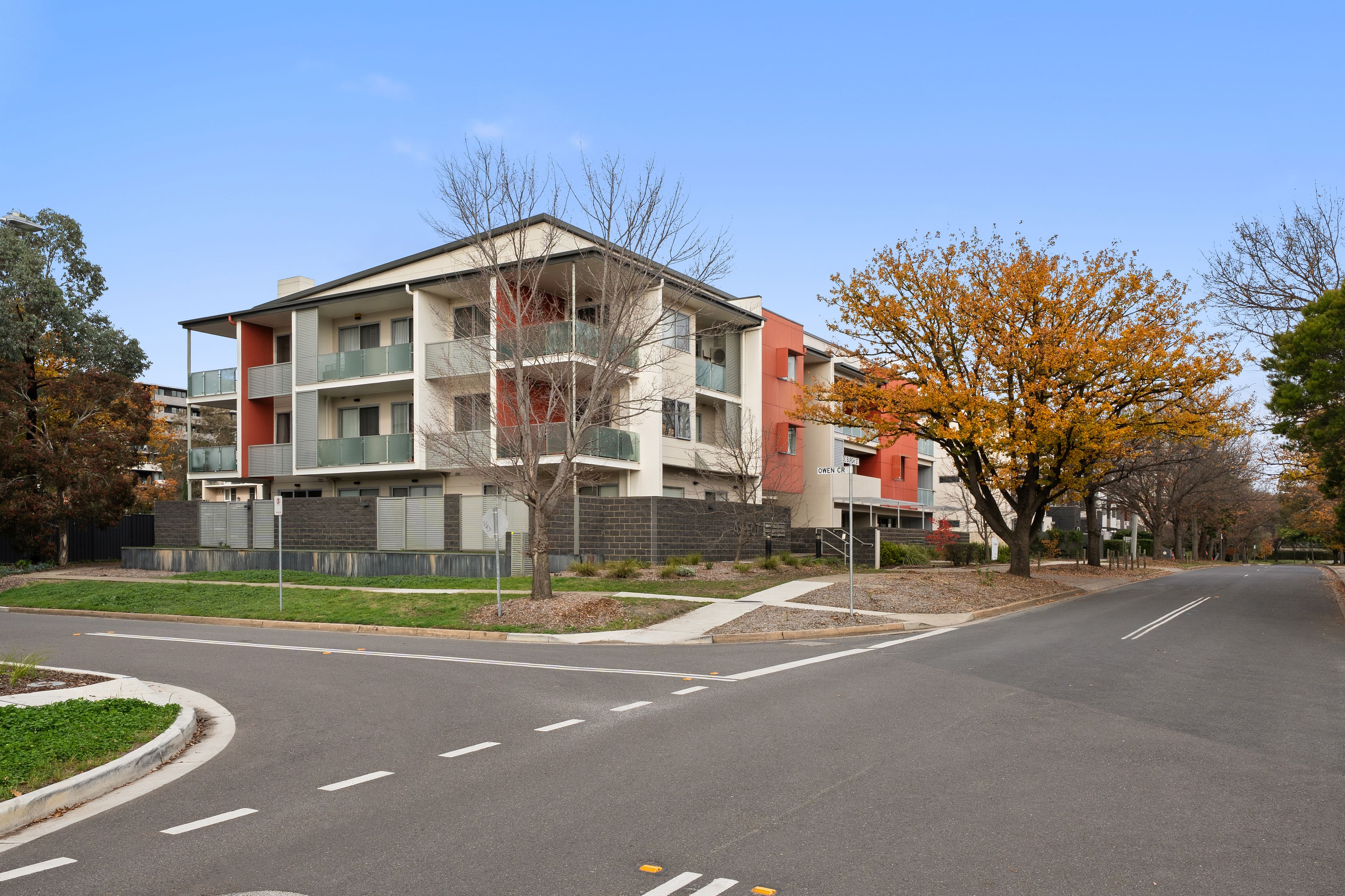 11/28 De Burgh Street — photo from Ray White Canberra