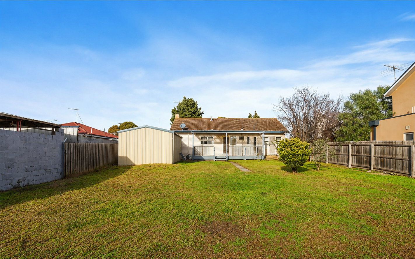 8 Fisher Street — photo 11 of 11