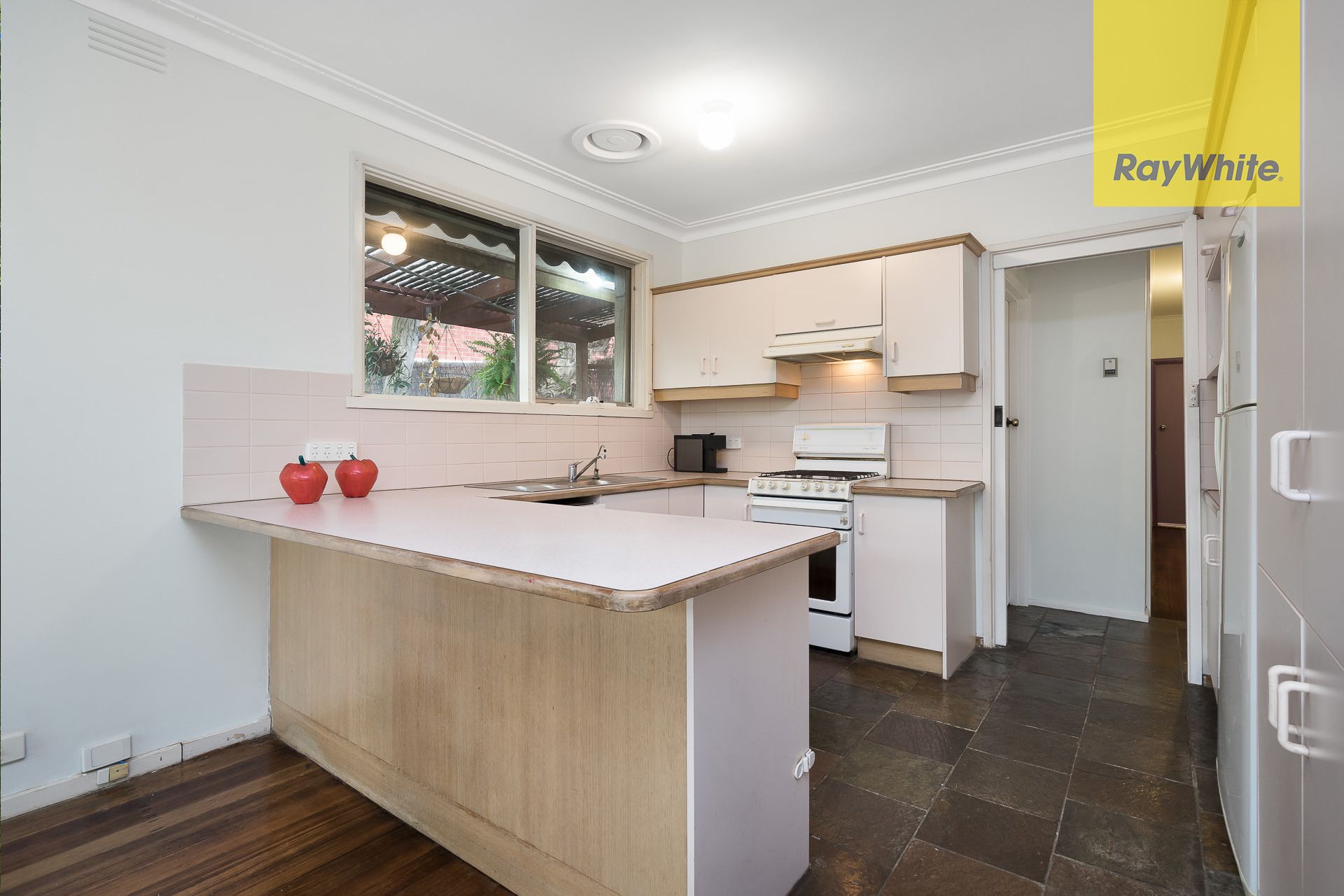 14 Florey Crescent, Mulgrave, VIC 3170