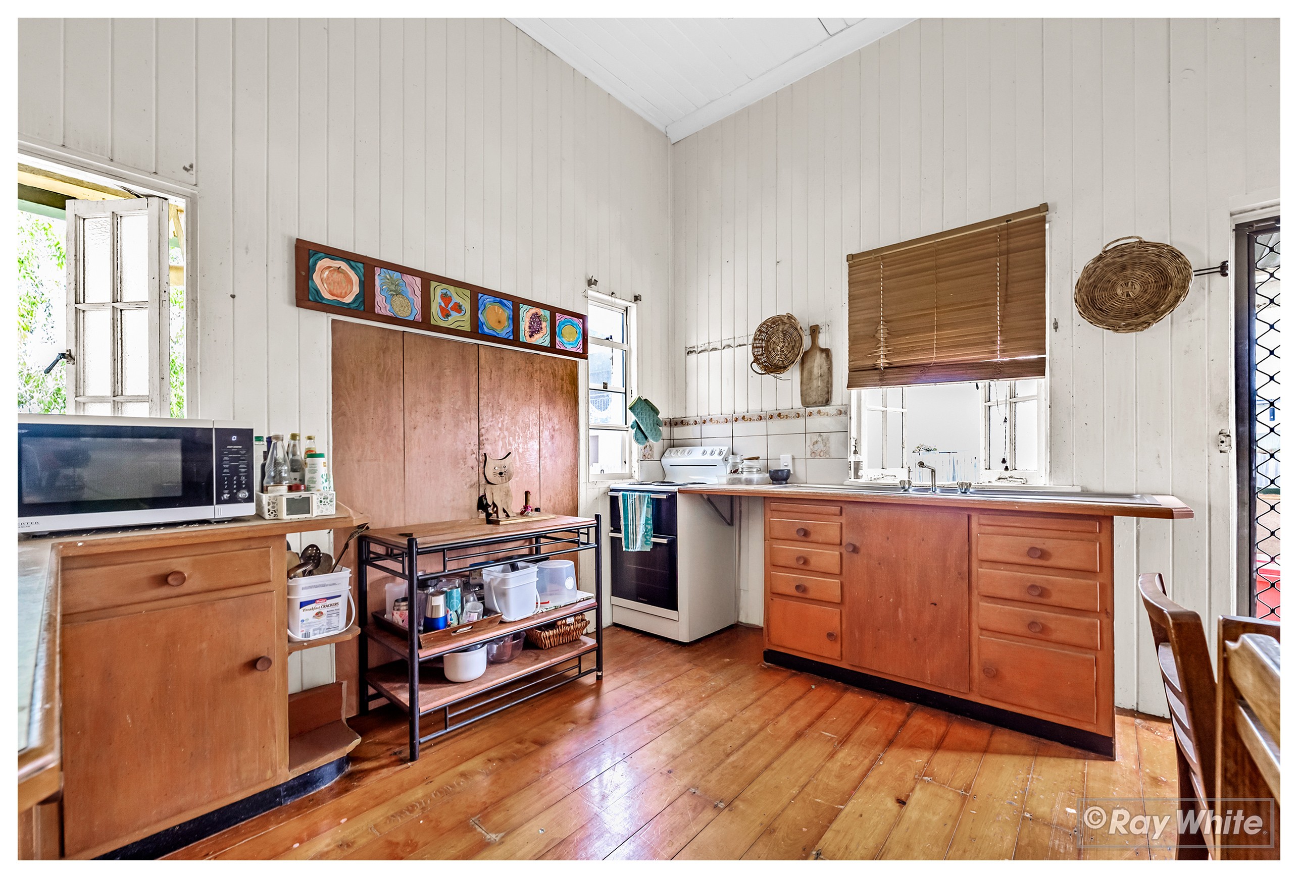 60 Charles Street, Berserker, QLD 4701