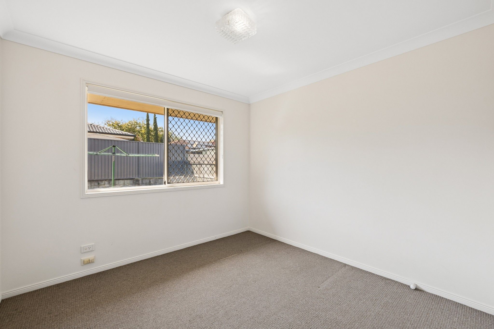 15 Rinnicrew Street — photo 17 of 19