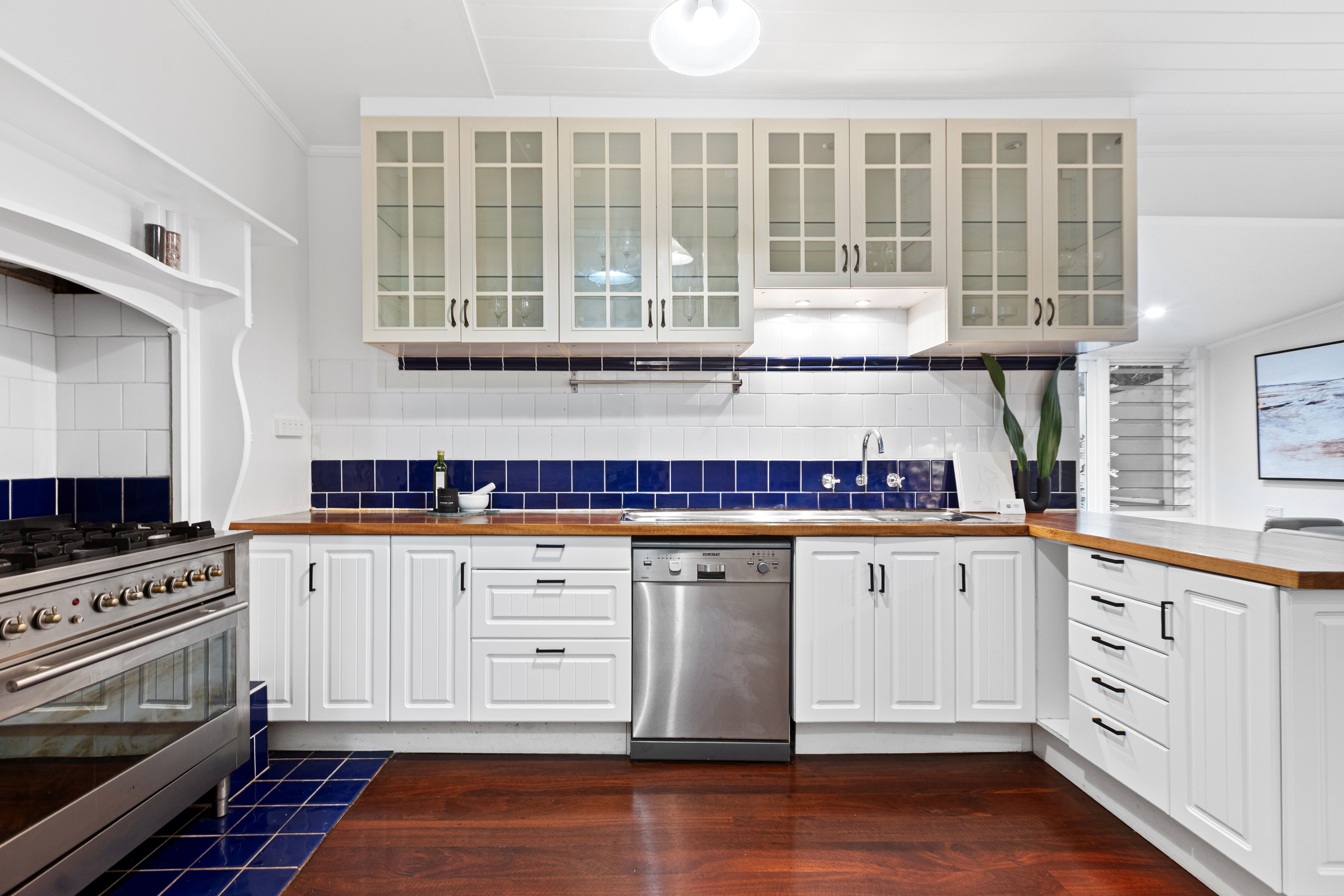 47 Hope Street — photo 9 of 28