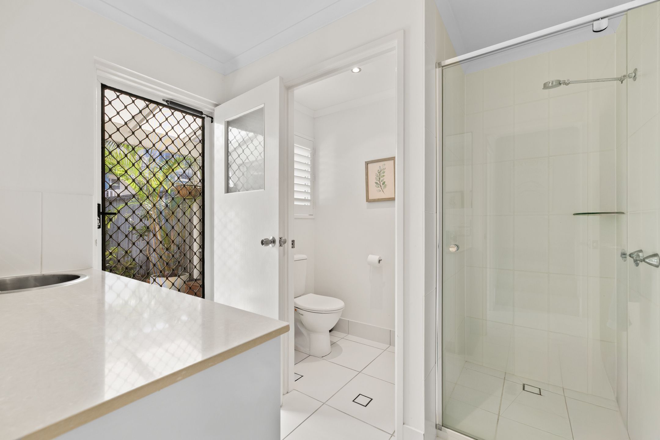 5/10-12 KALINDA Avenue — photo 12 of 12