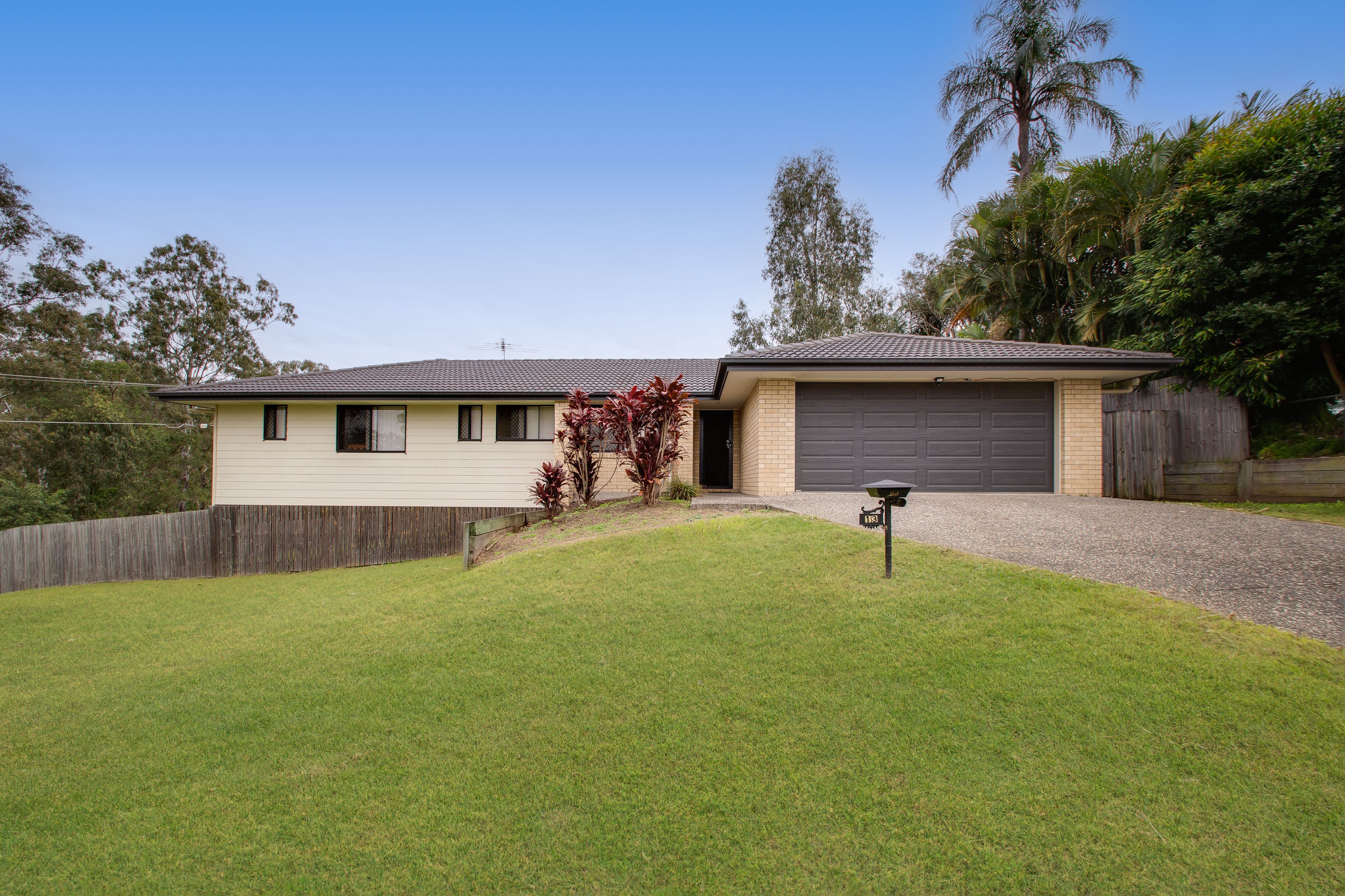 13 Lynch Street, Riverview QLD 4303