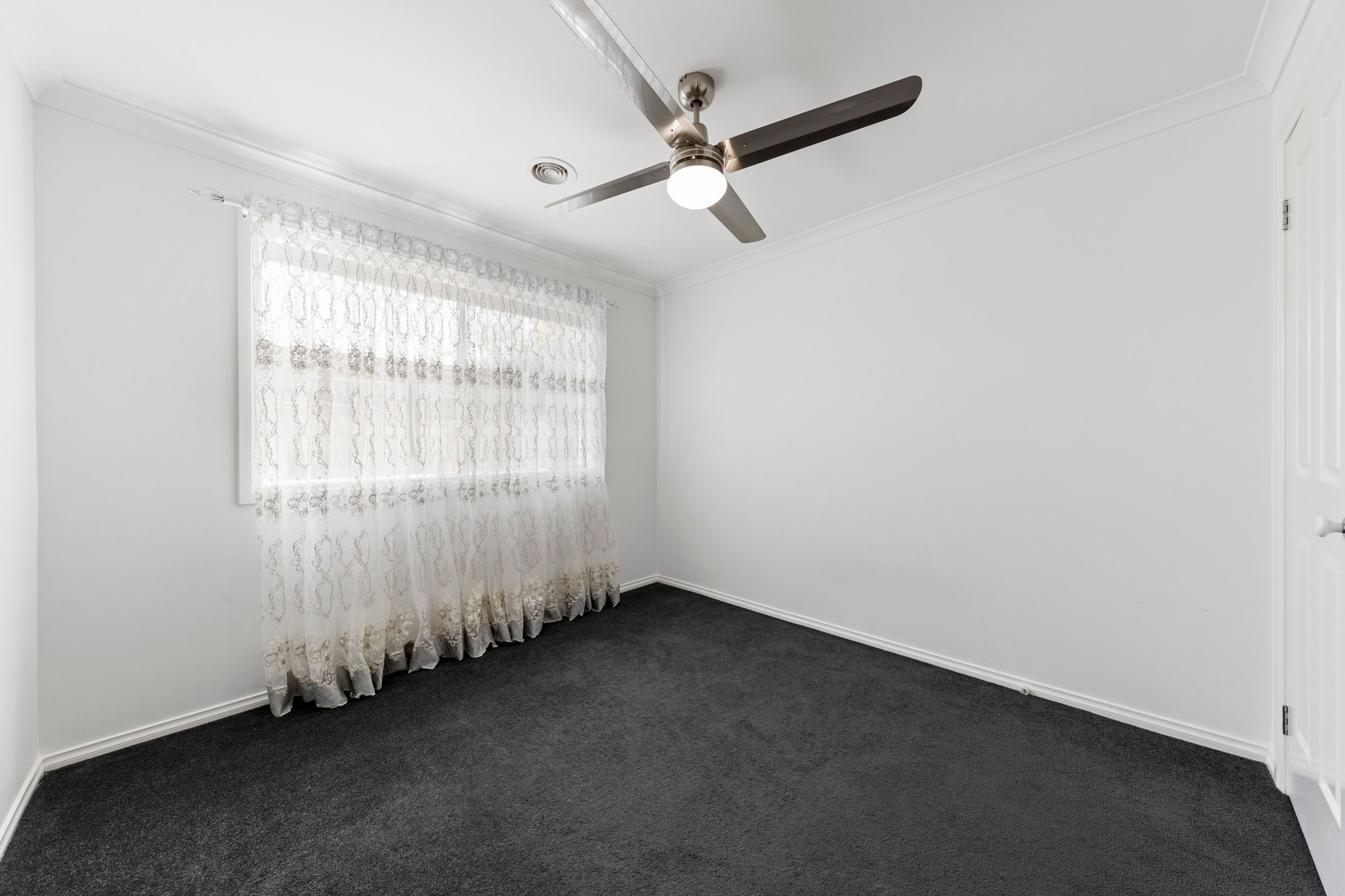 4 Wisteria Court — photo 11 of 21