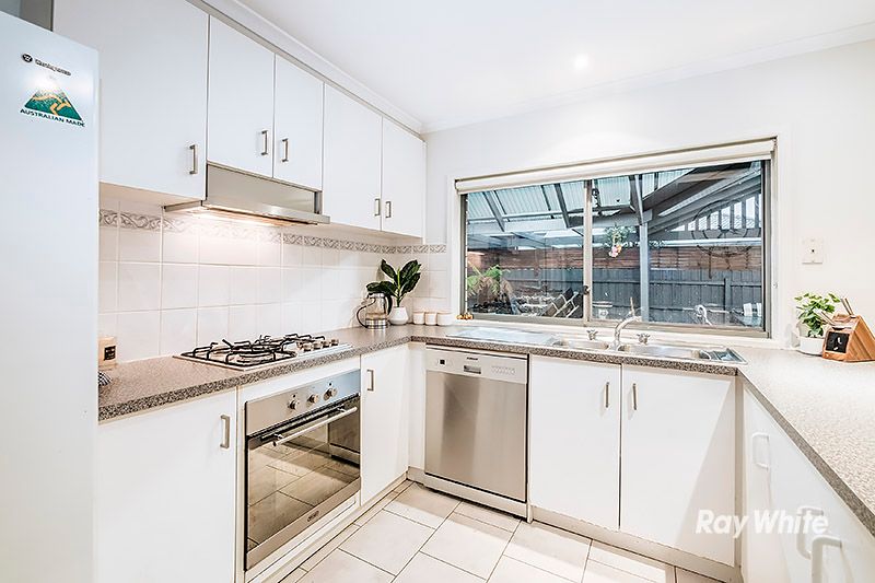 14 Pine Hill Court, Cranbourne North, VIC 3977