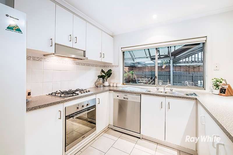 14 Pine Hill Court, Cranbourne North, VIC 3977