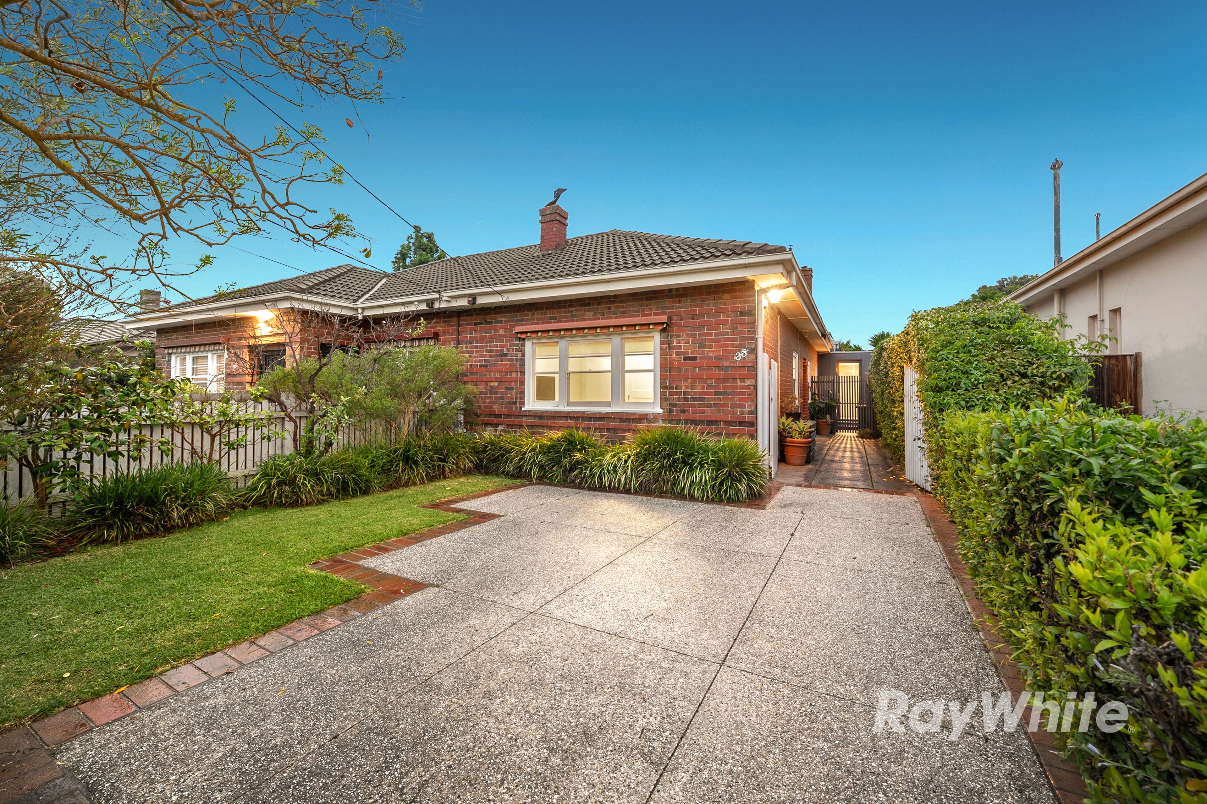 35 Moira Avenue , Carnegie VIC 3163
