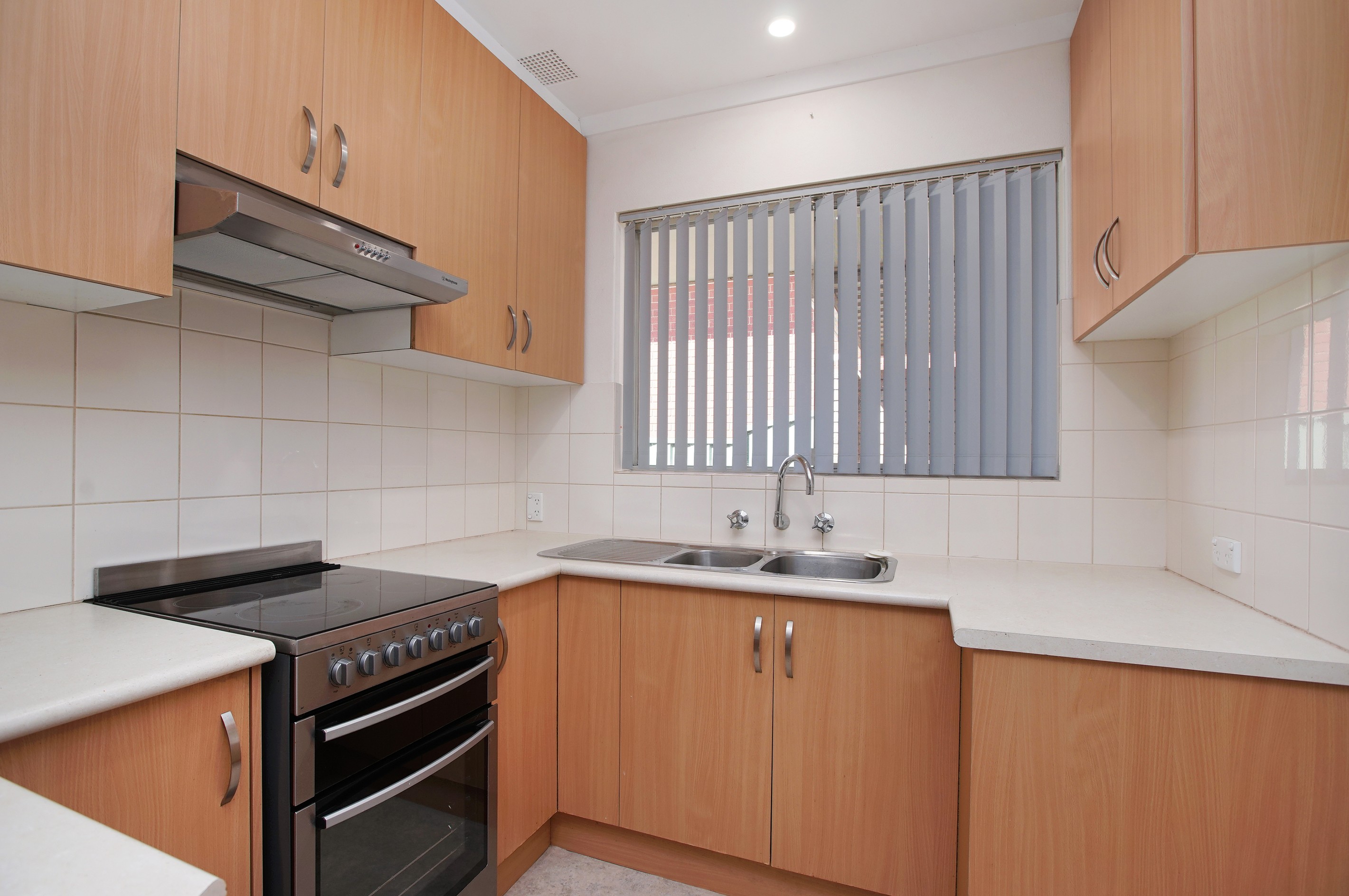 304B Hamilton Road, Spearwood, WA 6163