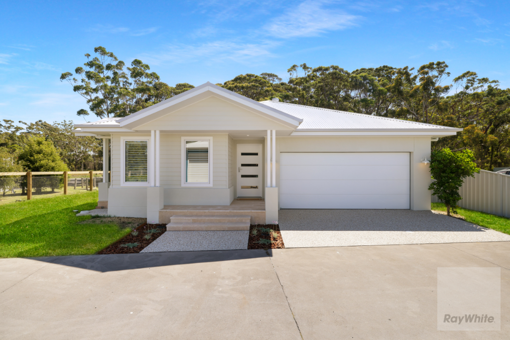 1/23 Jacobs Drive, Sussex Inlet, NSW 2540