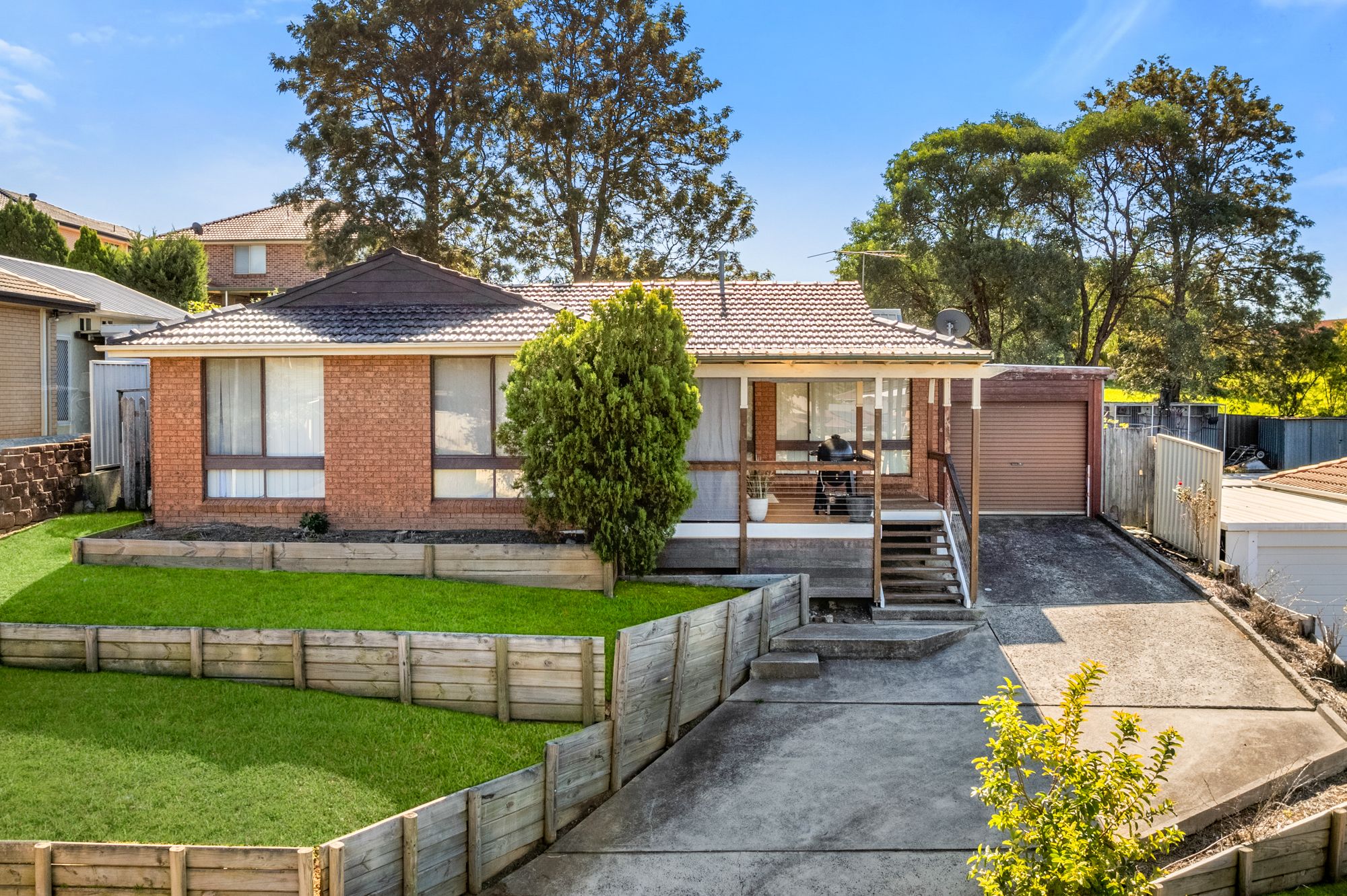 43 Clennam Avenue, Ambarvale NSW 2560