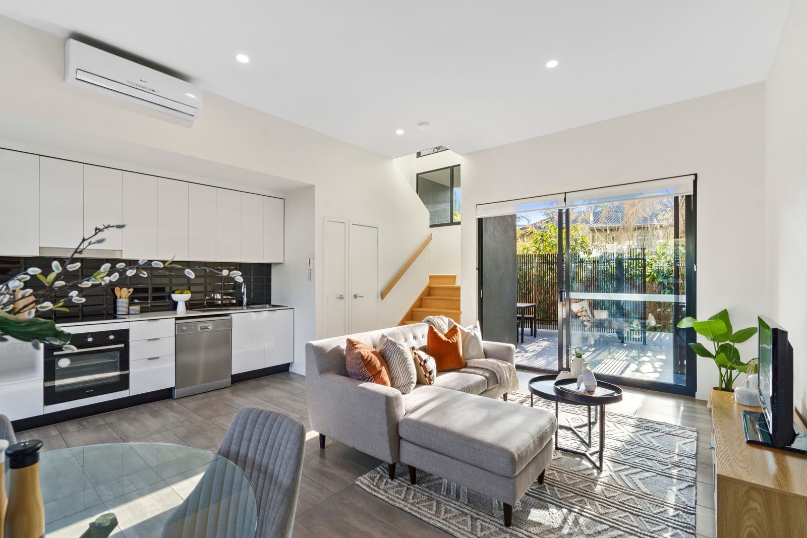 62 Shottery Street, Yeronga QLD 4104