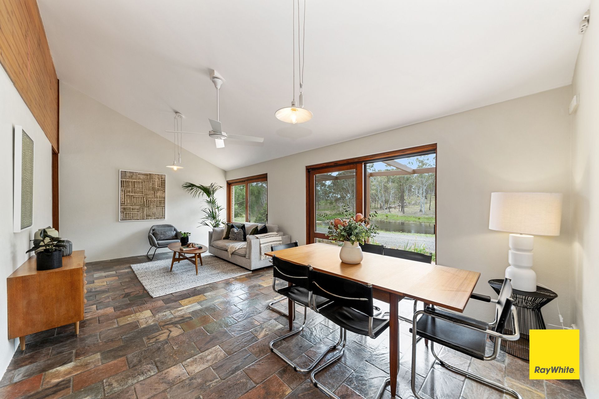 84 Canning Close, WAMBOIN, NSW 2620