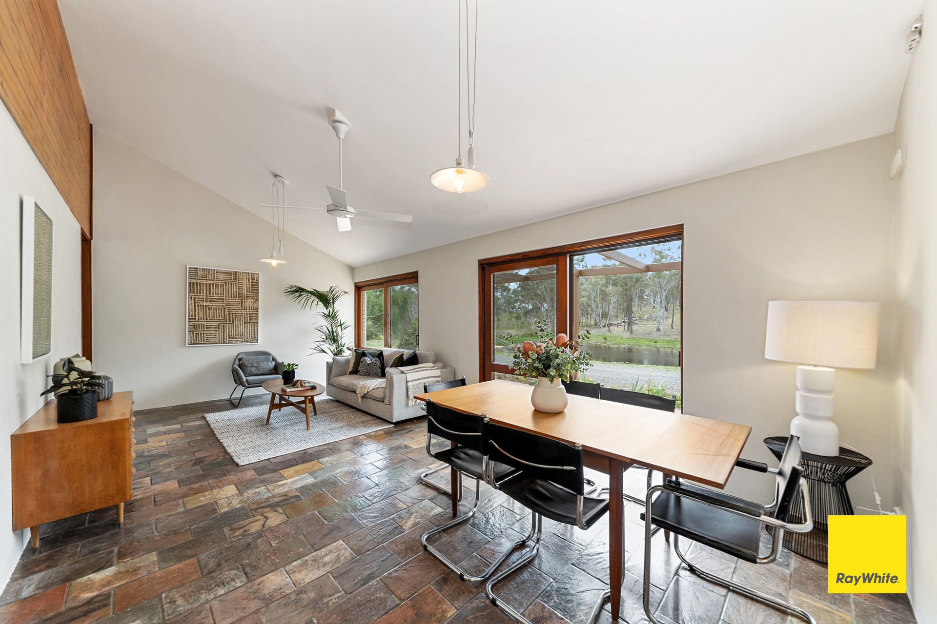 84 Canning Close, WAMBOIN, NSW 2620